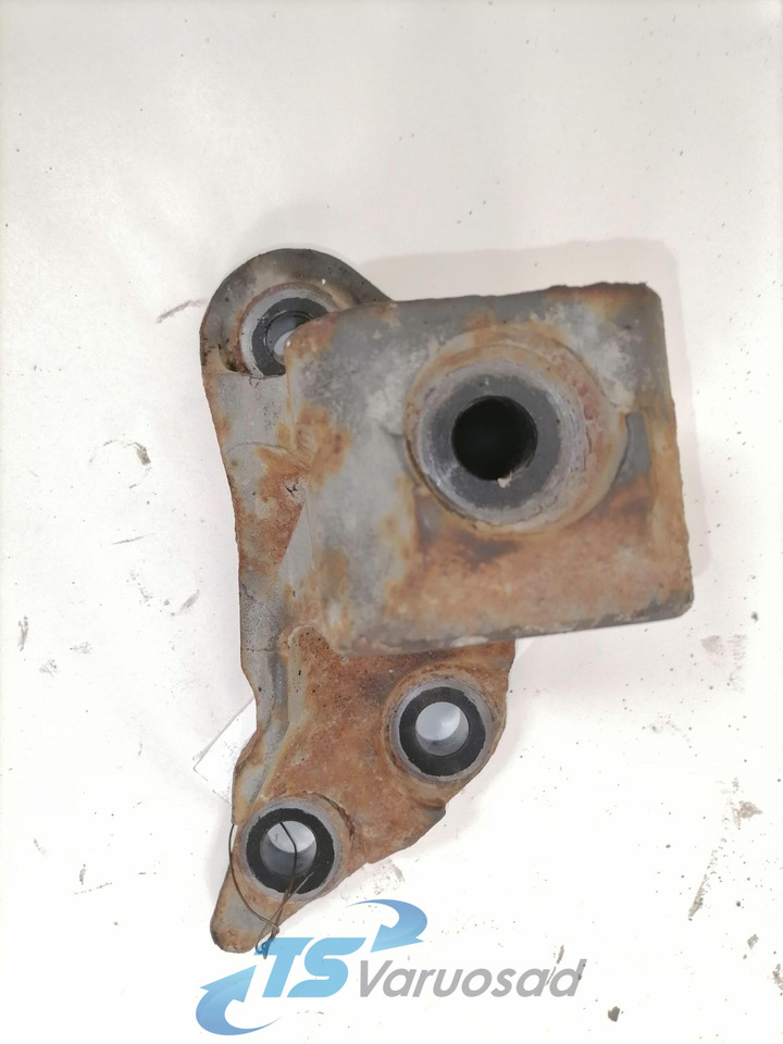 DAF Engine bracket 1670903 - المحرك و قطع الغيار - شاحنة: صورة 2 DAF Engine bracket 1670903 - المحرك و قطع الغيار - شاحنة: صورة 2
