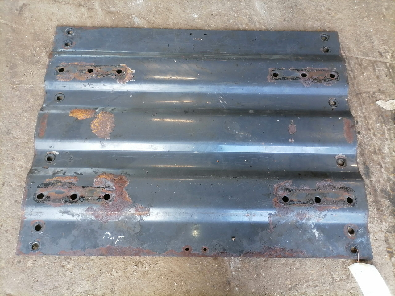 DAF Saddle plate 1377193 - وصلة العجلة الخامسة - شاحنة: صورة 3 DAF Saddle plate 1377193 - وصلة العجلة الخامسة - شاحنة: صورة 3