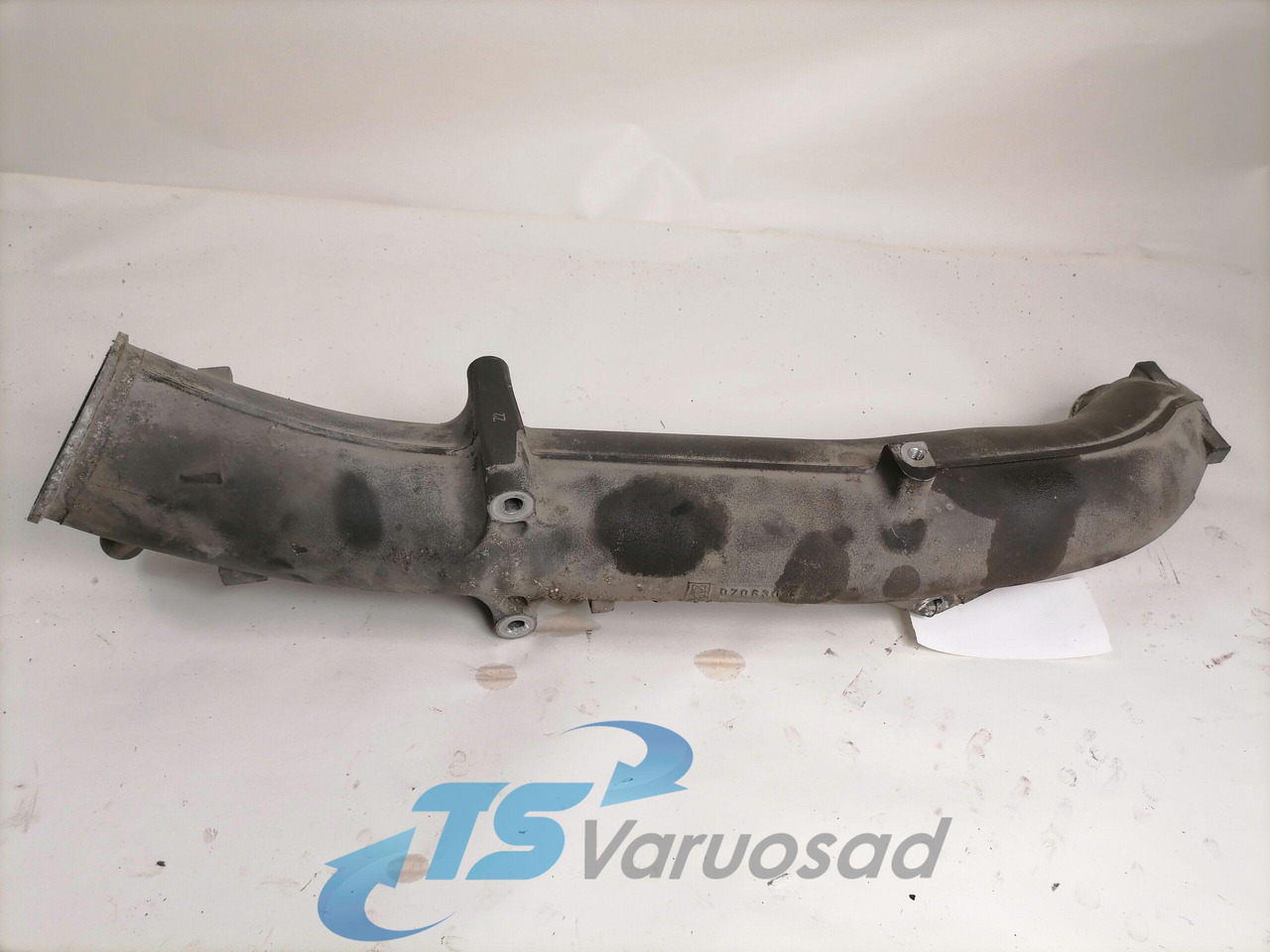 DAF intercooler pipe 1694924 - المبرد - شاحنة: صورة 2 DAF intercooler pipe 1694924 - المبرد - شاحنة: صورة 2