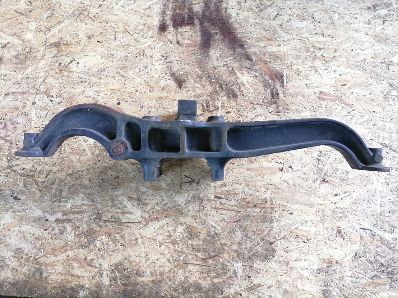 MAN Air suspension bracket 81436303169 - المحور و قطع الغيار - شاحنة: صورة 5 MAN Air suspension bracket 81436303169 - المحور و قطع الغيار - شاحنة: صورة 5