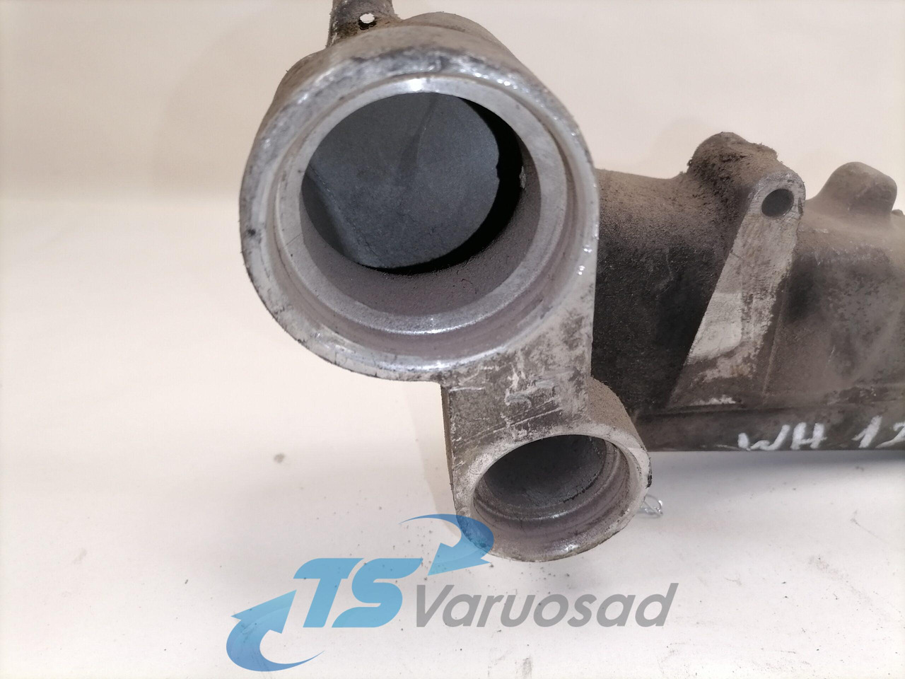 MAN Coolant pipe 51063023261 - نظام التبريد - شاحنة: صورة 3 MAN Coolant pipe 51063023261 - نظام التبريد - شاحنة: صورة 3