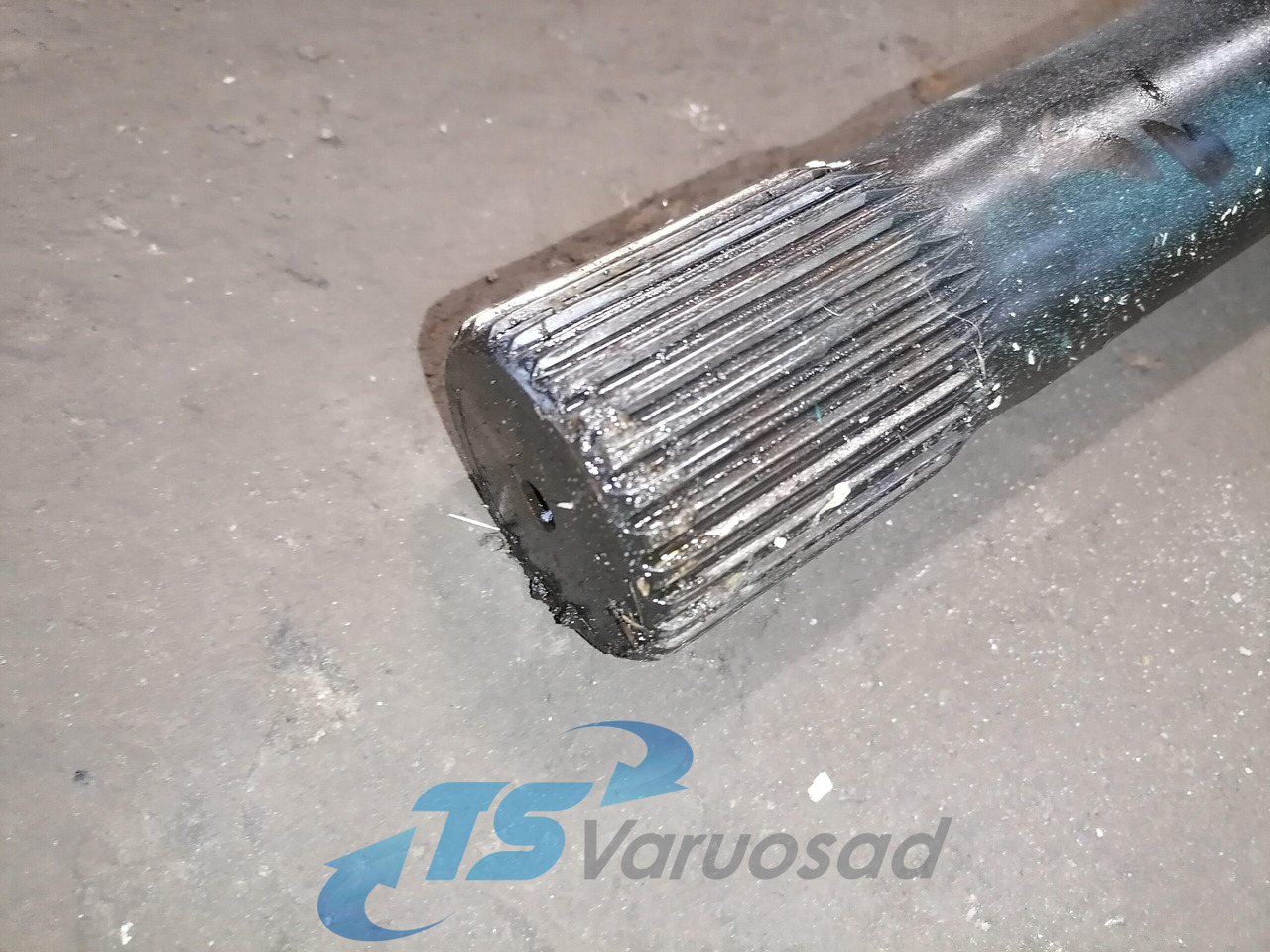 MAN Drive shaft 81355020146 - نصف رمح - شاحنة: صورة 3 MAN Drive shaft 81355020146 - نصف رمح - شاحنة: صورة 3