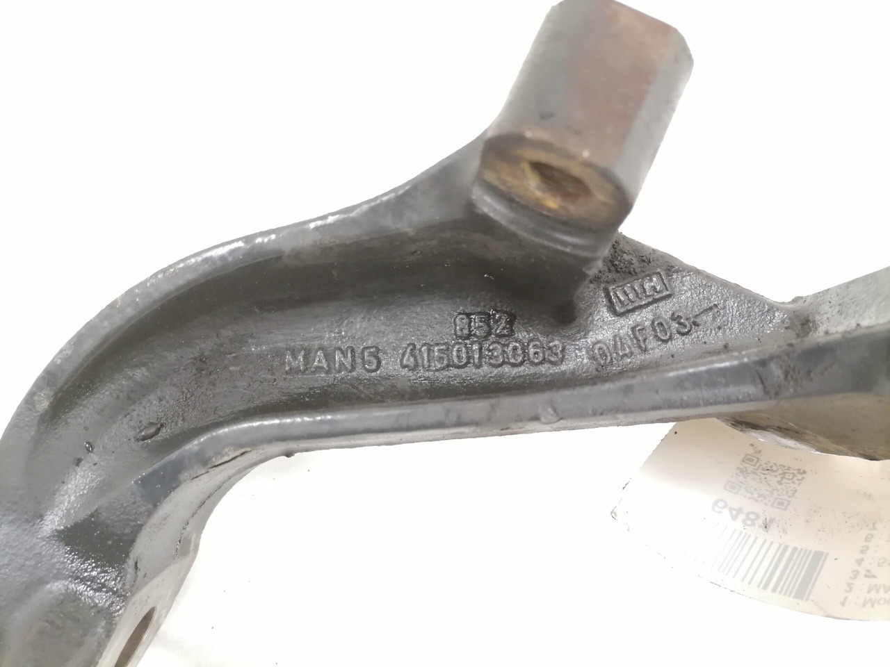 MAN Engine bracket 51415013063 - المحرك و قطع الغيار - شاحنة: صورة 2 MAN Engine bracket 51415013063 - المحرك و قطع الغيار - شاحنة: صورة 2