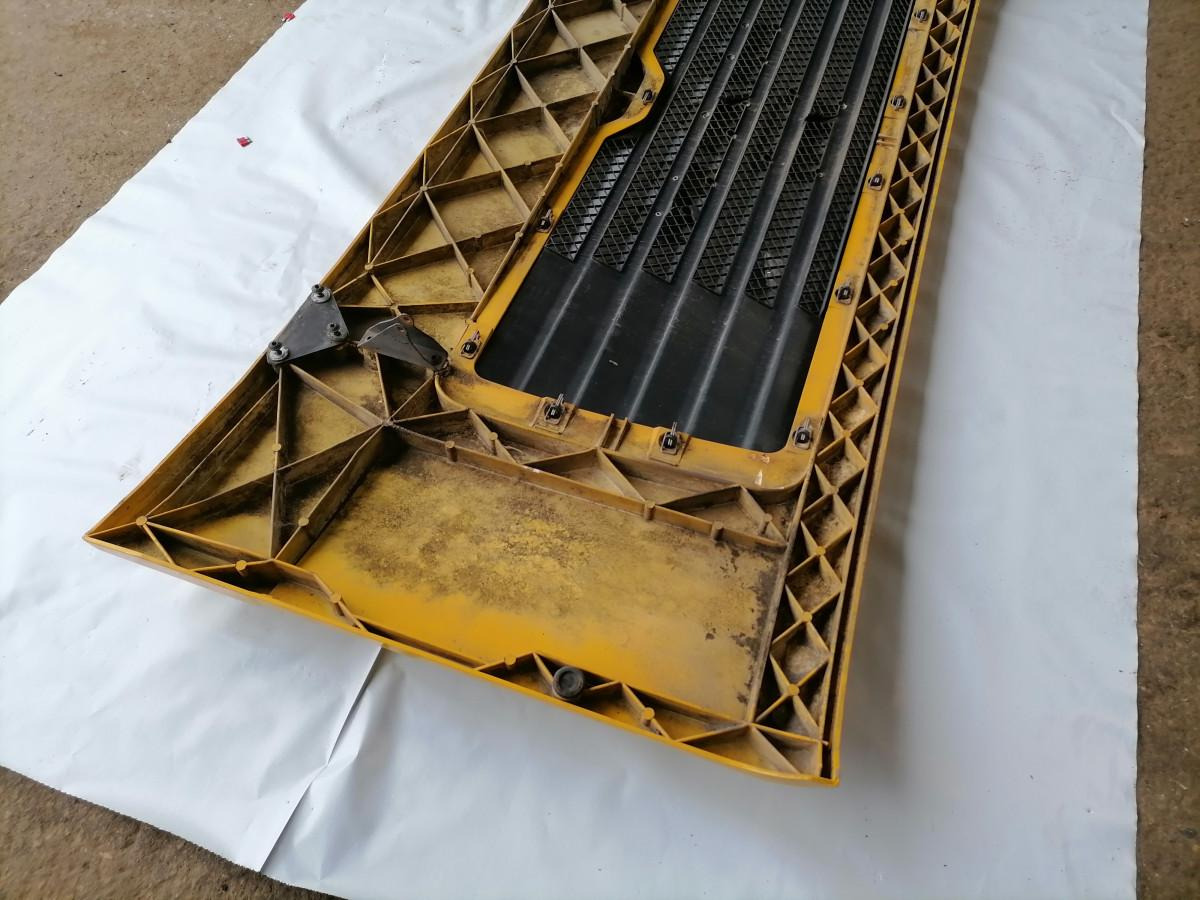 MAN Grille panel 81611100042 - شبكة أمامية - شاحنة: صورة 3 MAN Grille panel 81611100042 - شبكة أمامية - شاحنة: صورة 3