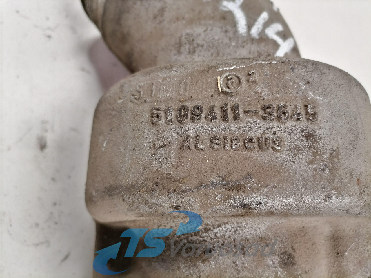 MAN Intake manifold 51094113645 - مشعب السحب - شاحنة: صورة 4 MAN Intake manifold 51094113645 - مشعب السحب - شاحنة: صورة 4
