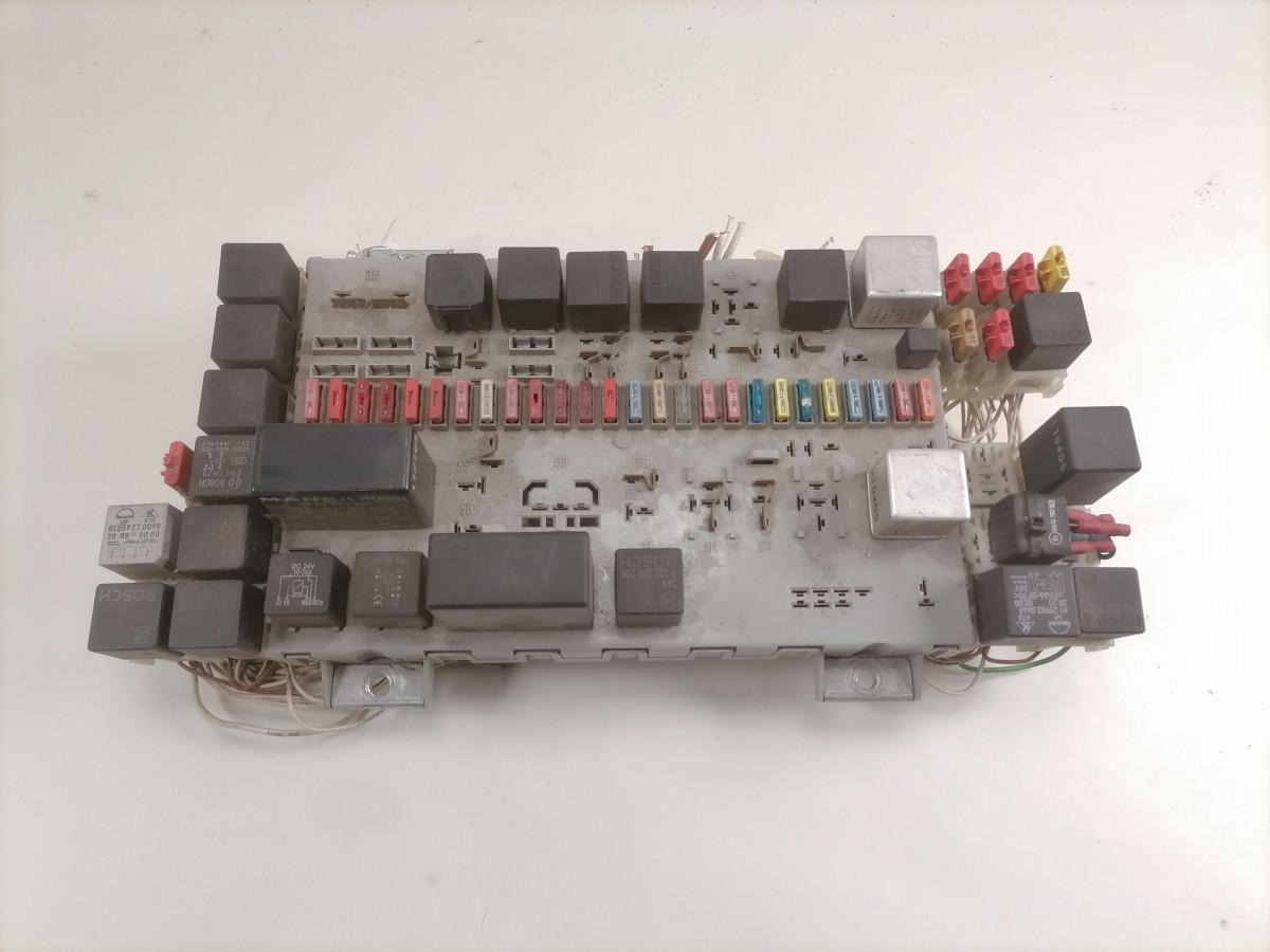 MAN Kaitsmepaneel 81254446060 - فيوز - شاحنة: صورة 3 MAN Kaitsmepaneel 81254446060 - فيوز - شاحنة: صورة 3