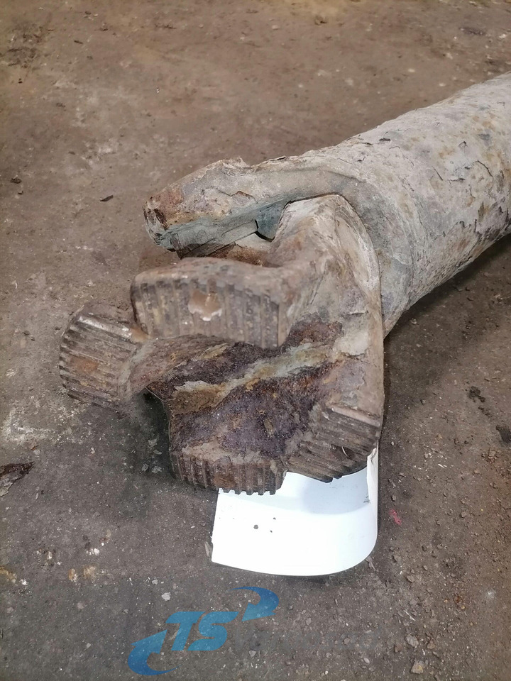 MAN Propeller shaft 81393326148 - عمود الكردان - شاحنة: صورة 3 MAN Propeller shaft 81393326148 - عمود الكردان - شاحنة: صورة 3
