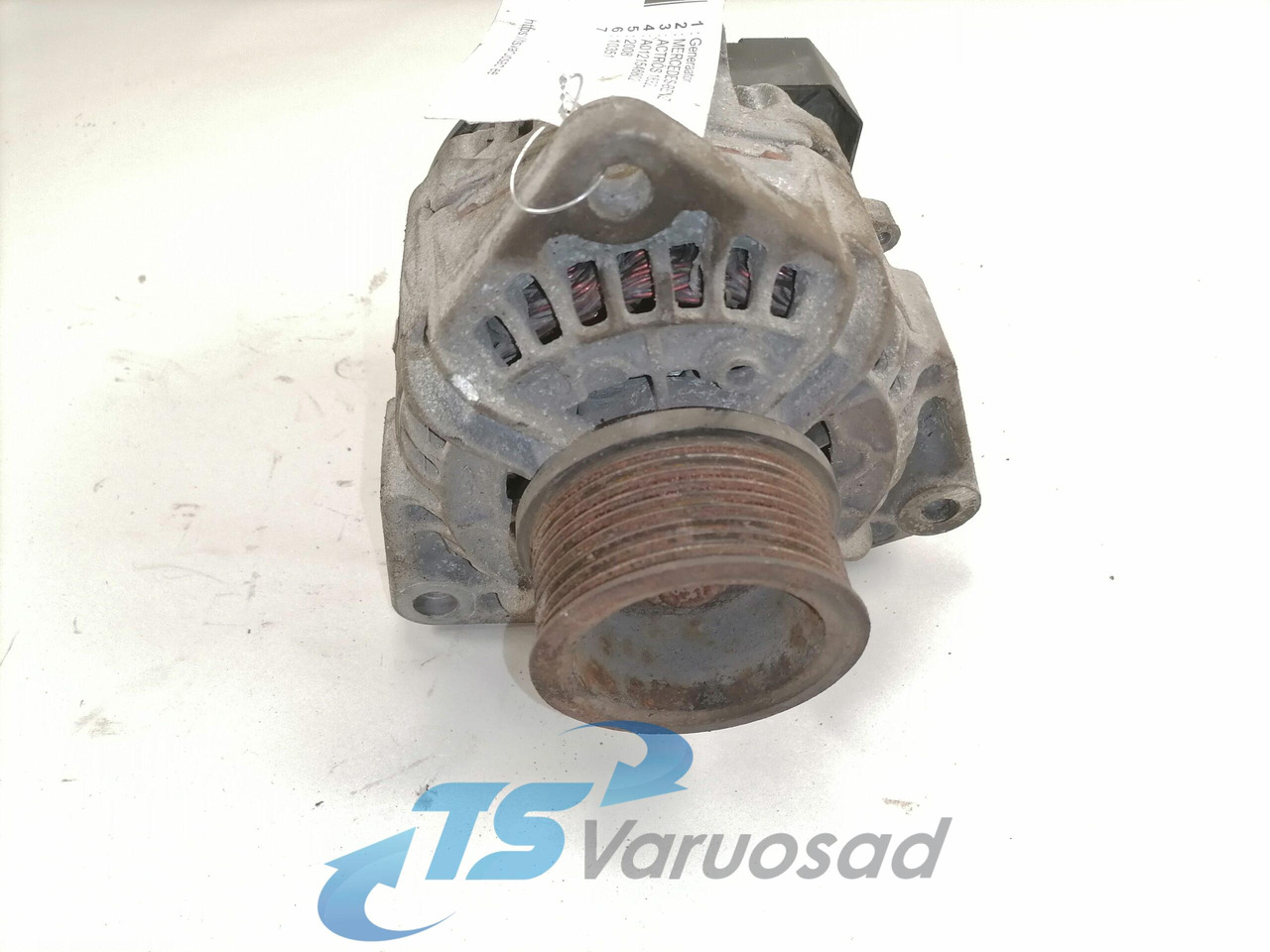 Mercedes-Benz Alternator A0121546802 - مولد كهرباء - شاحنة: صورة 3 Mercedes-Benz Alternator A0121546802 - مولد كهرباء - شاحنة: صورة 3