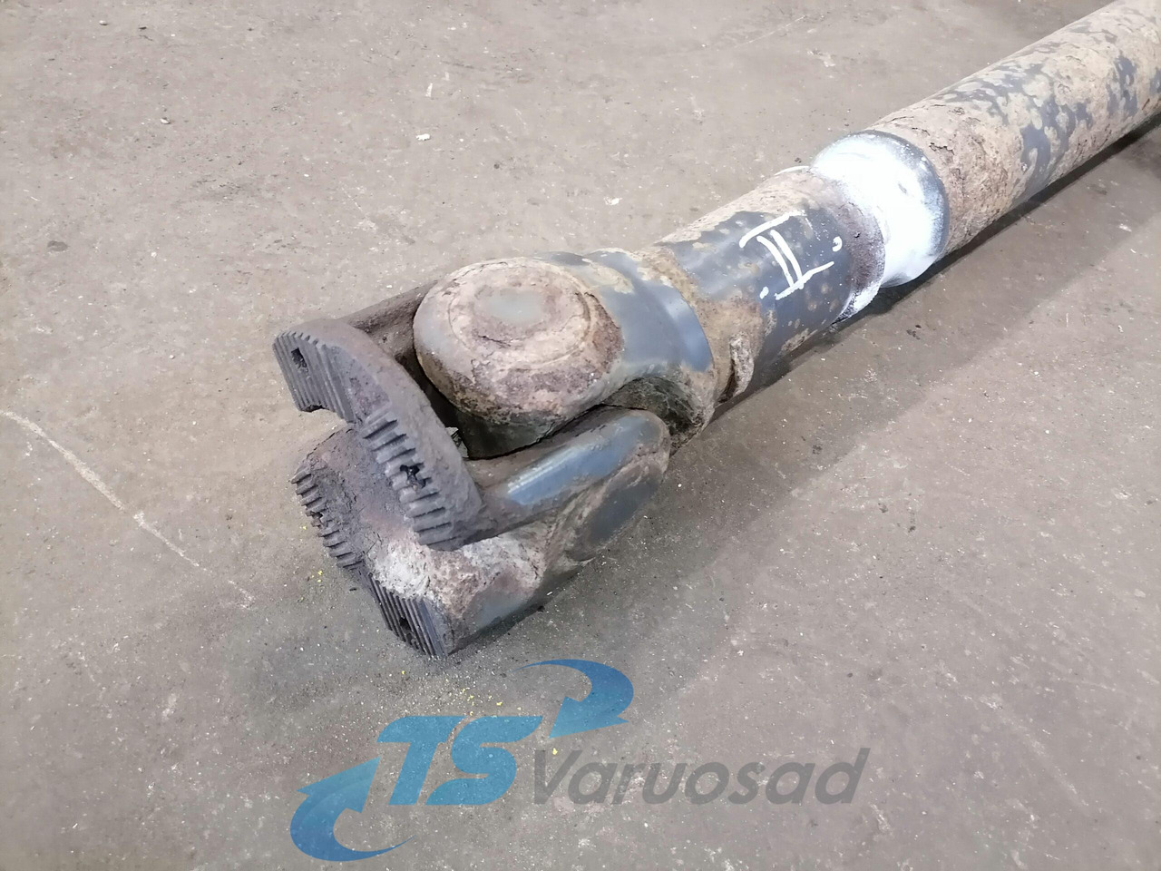 Mercedes-Benz Propeller shaft A6574101802 - عمود الكردان - شاحنة: صورة 3 Mercedes-Benz Propeller shaft A6574101802 - عمود الكردان - شاحنة: صورة 3