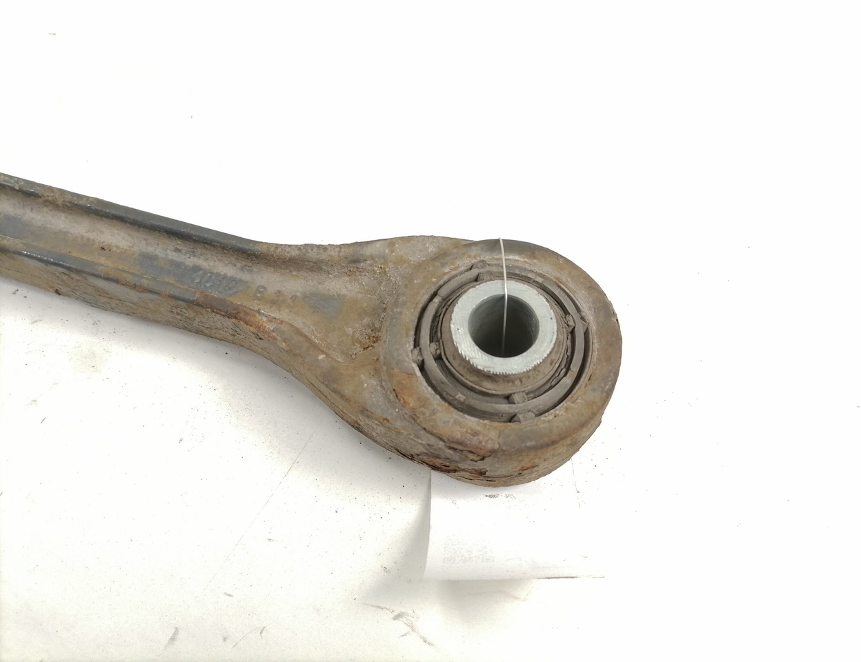 Mercedes-Benz Torque rod A9603300311 - المحور و قطع الغيار - شاحنة: صورة 2 Mercedes-Benz Torque rod A9603300311 - المحور و قطع الغيار - شاحنة: صورة 2