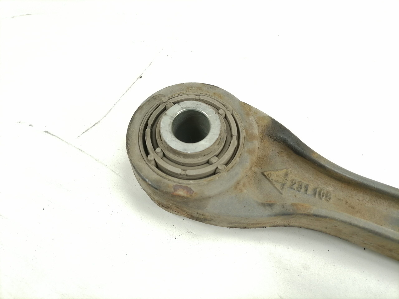 Mercedes-Benz Torque rod A9603300311 - المحور و قطع الغيار - شاحنة: صورة 4 Mercedes-Benz Torque rod A9603300311 - المحور و قطع الغيار - شاحنة: صورة 4