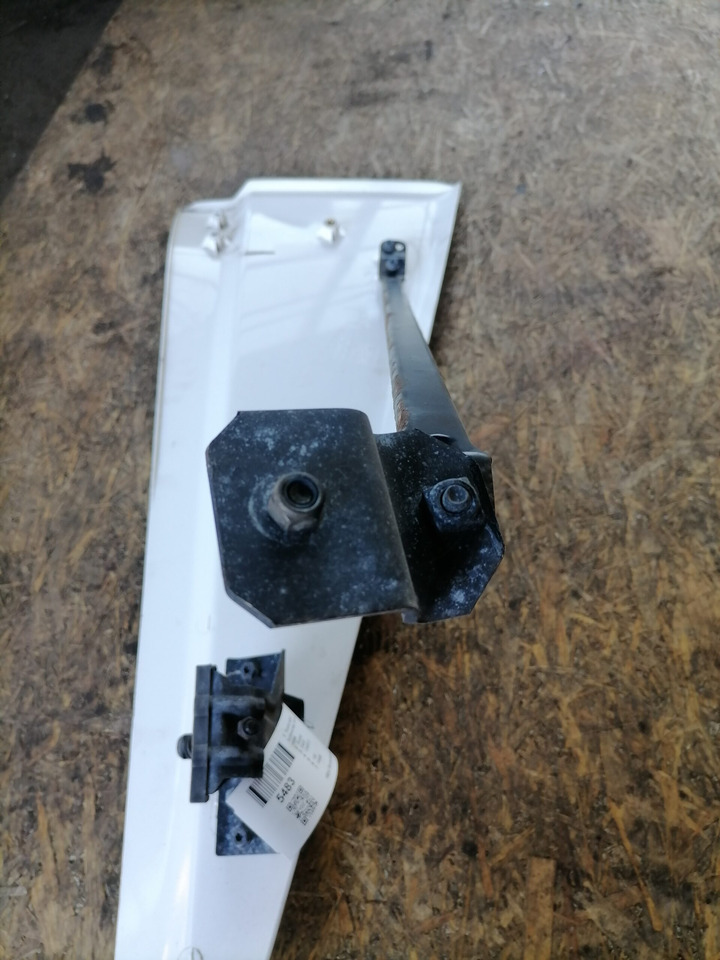 Scania Air deflector 1348513 - ديناميكا هوائية/ كابح - شاحنة: صورة 5 Scania Air deflector 1348513 - ديناميكا هوائية/ كابح - شاحنة: صورة 5