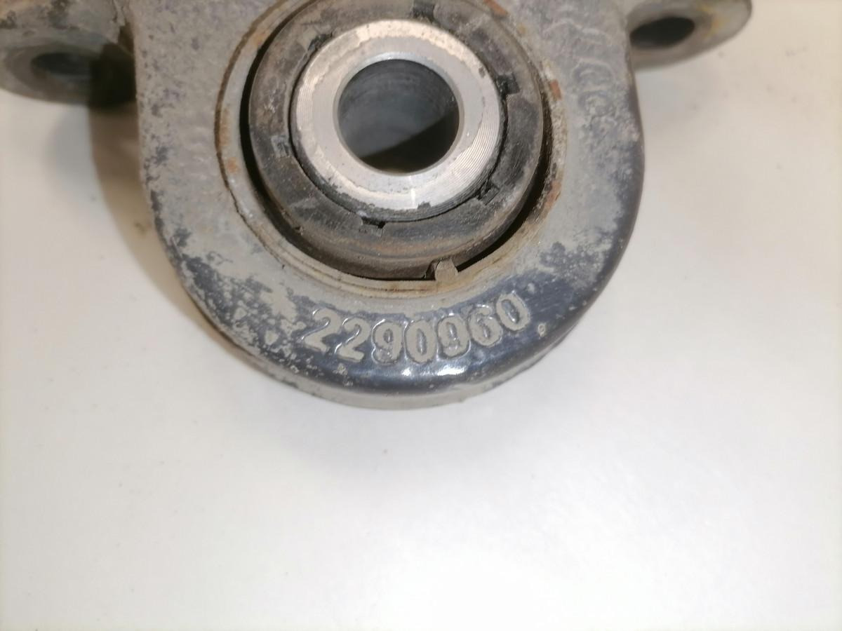 Scania Anti roll bar bracket 2290960 - عمود التوازن - شاحنة: صورة 5 Scania Anti roll bar bracket 2290960 - عمود التوازن - شاحنة: صورة 5