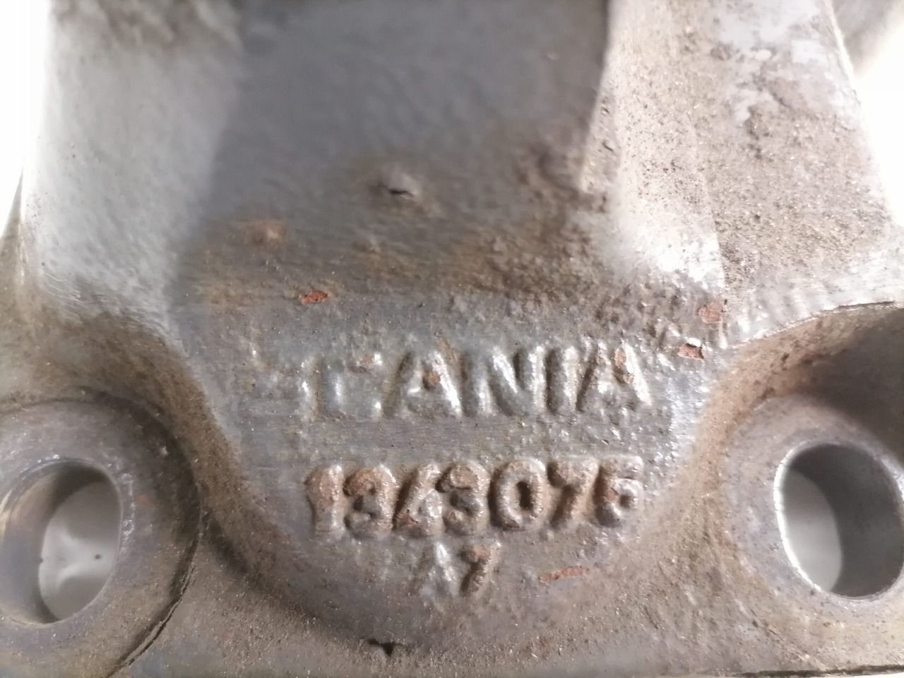 Scania Bracket 1343075 - إطار/ شاسيه - شاحنة: صورة 2 Scania Bracket 1343075 - إطار/ شاسيه - شاحنة: صورة 2