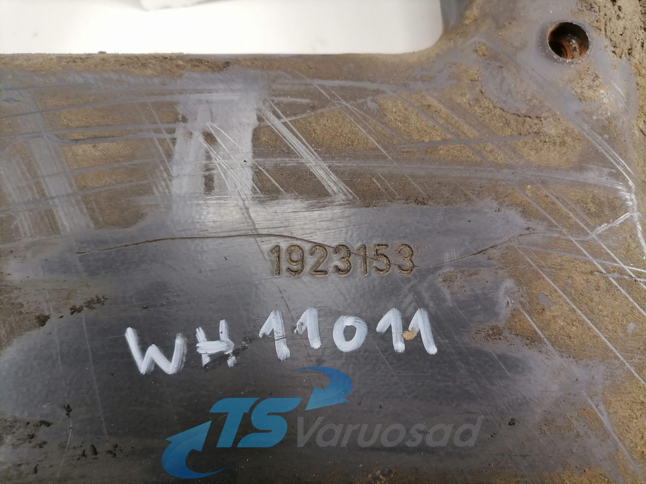 Scania Bumper bracket 1923153 - مصد العربة - شاحنة: صورة 3 Scania Bumper bracket 1923153 - مصد العربة - شاحنة: صورة 3