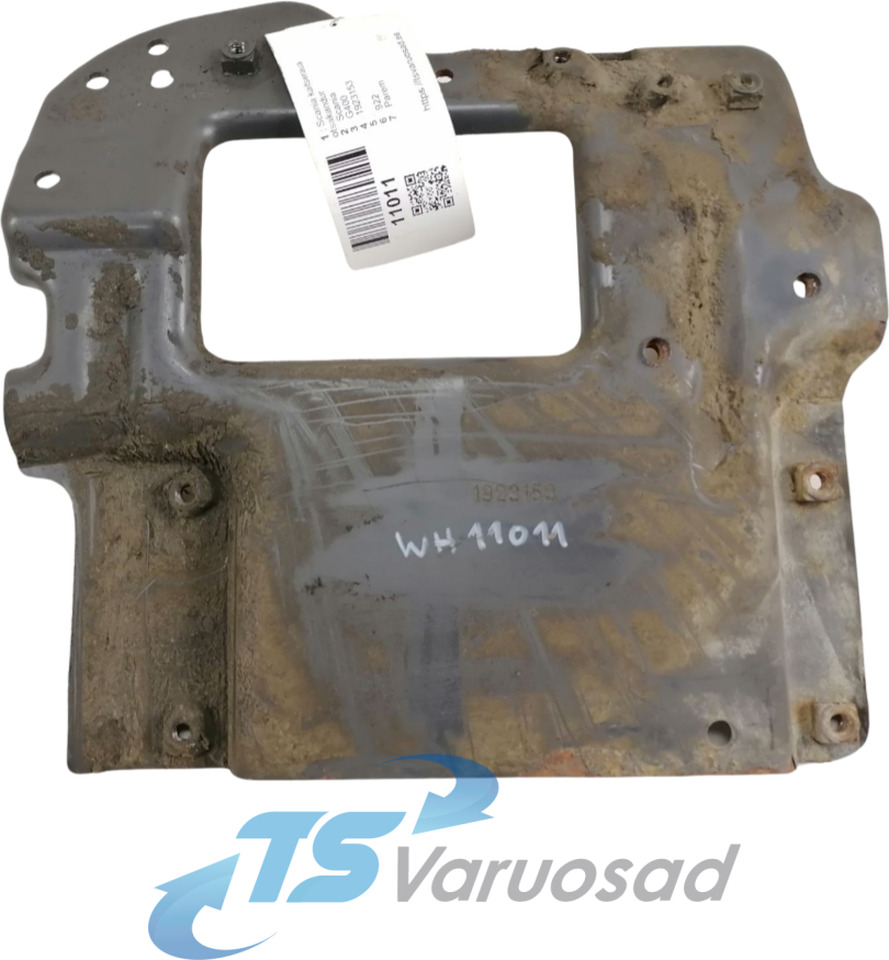 Scania Bumper bracket 1923153 - مصد العربة - شاحنة: صورة 1 Scania Bumper bracket 1923153 - مصد العربة - شاحنة: صورة 1