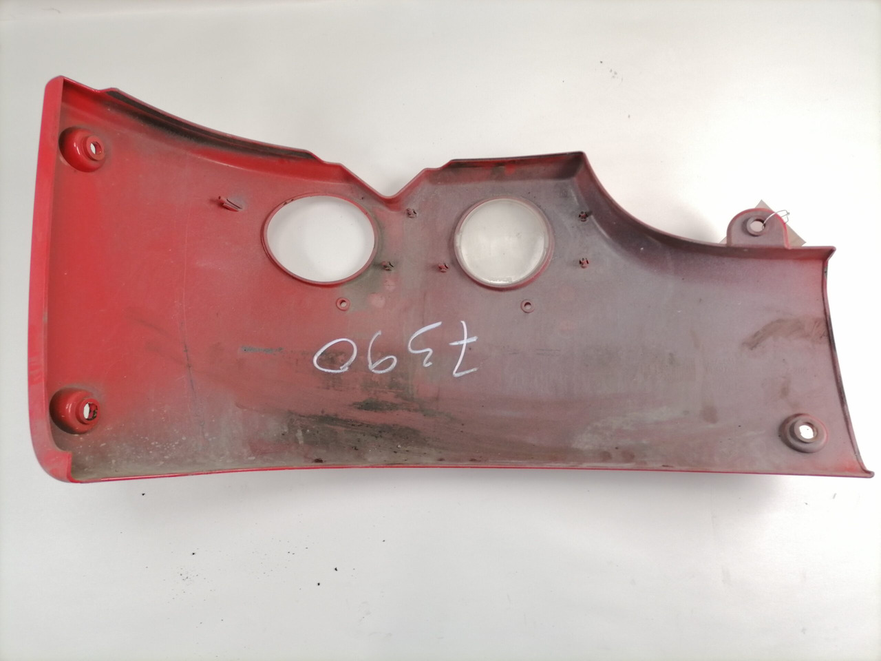Scania Bumper cover 1439788 - ركن مصد السيارة - شاحنة: صورة 5 Scania Bumper cover 1439788 - ركن مصد السيارة - شاحنة: صورة 5