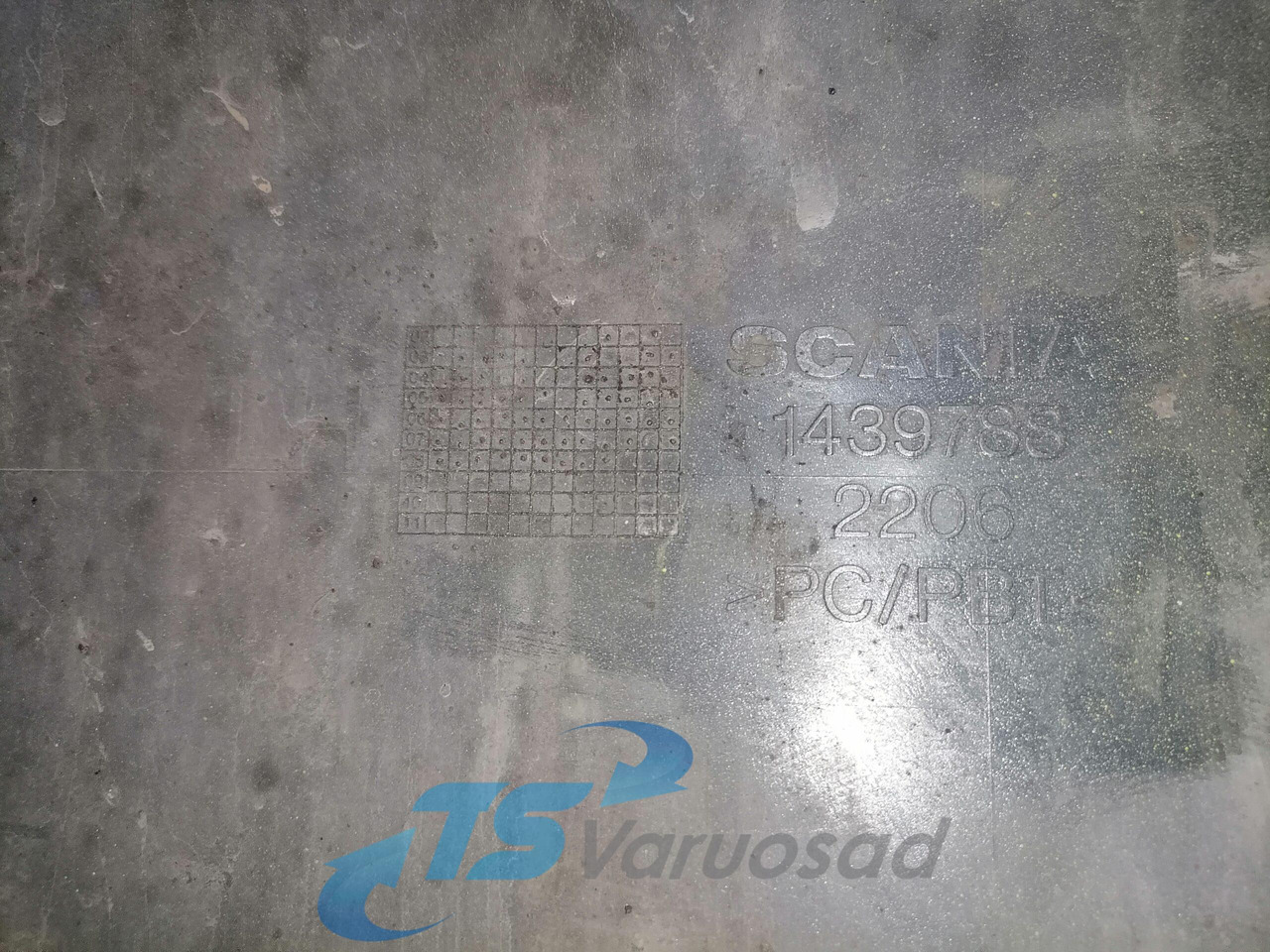 Scania Bumper cover 1439788 - ركن مصد السيارة - شاحنة: صورة 3 Scania Bumper cover 1439788 - ركن مصد السيارة - شاحنة: صورة 3