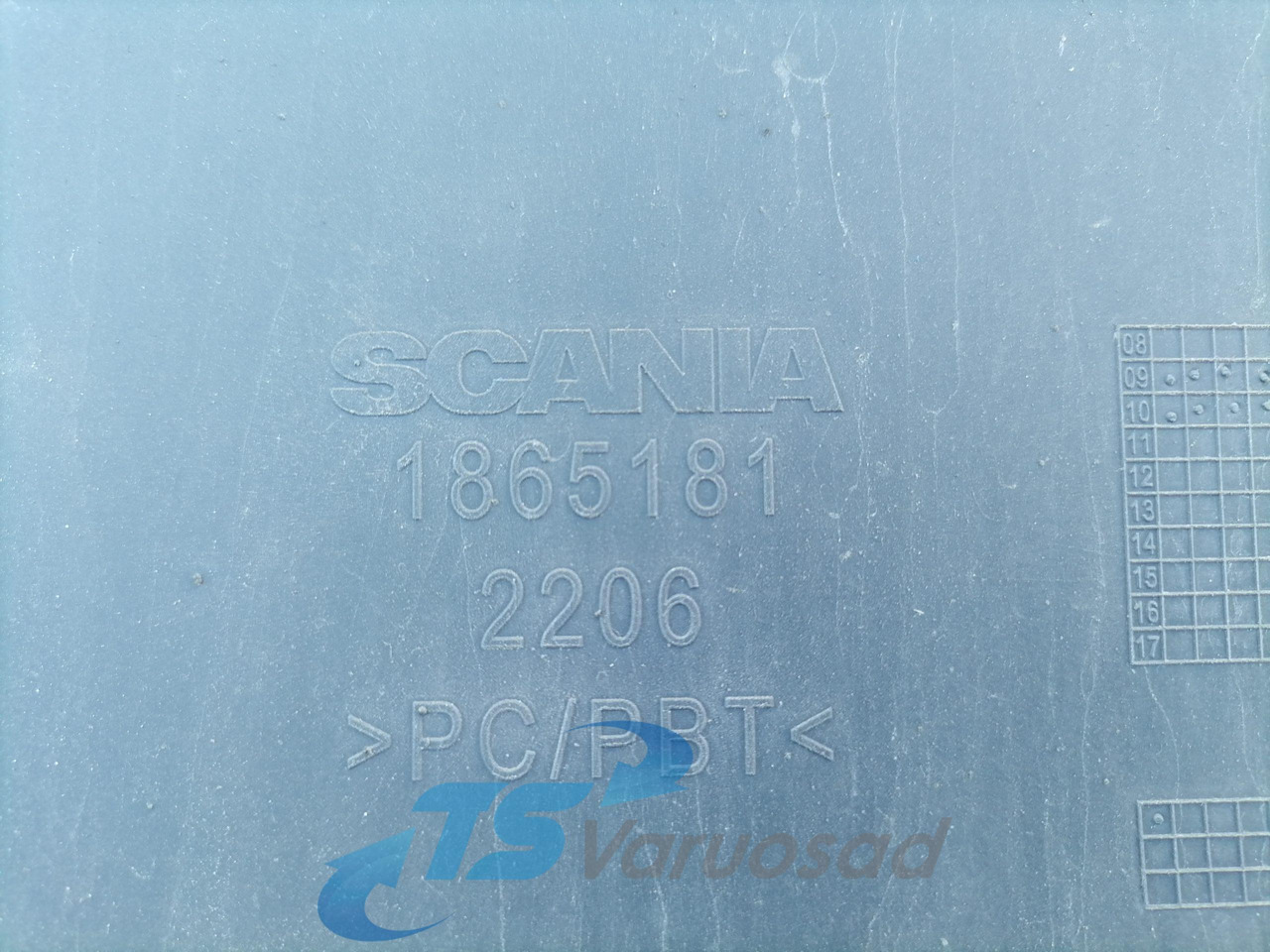 Scania Bumper cover 1865181 - ركن مصد السيارة - شاحنة: صورة 4 Scania Bumper cover 1865181 - ركن مصد السيارة - شاحنة: صورة 4