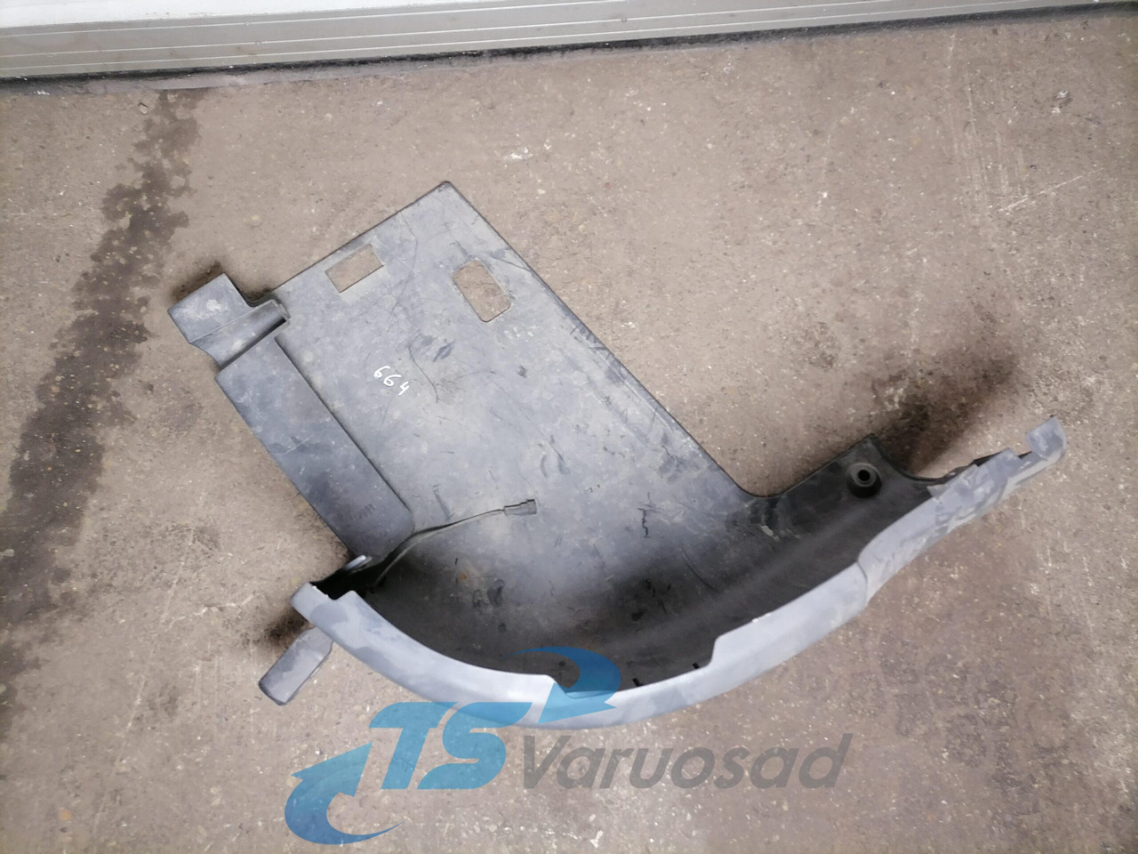 Scania Bumper cover 1884915 - ركن مصد السيارة - شاحنة: صورة 3 Scania Bumper cover 1884915 - ركن مصد السيارة - شاحنة: صورة 3