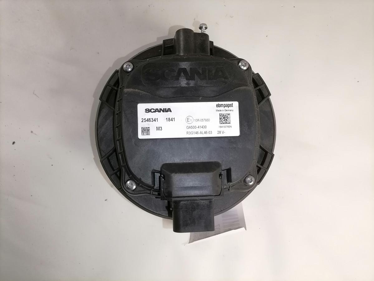 Scania Cab fan 2546341 - تدفئة/ تهوية - شاحنة: صورة 4 Scania Cab fan 2546341 - تدفئة/ تهوية - شاحنة: صورة 4