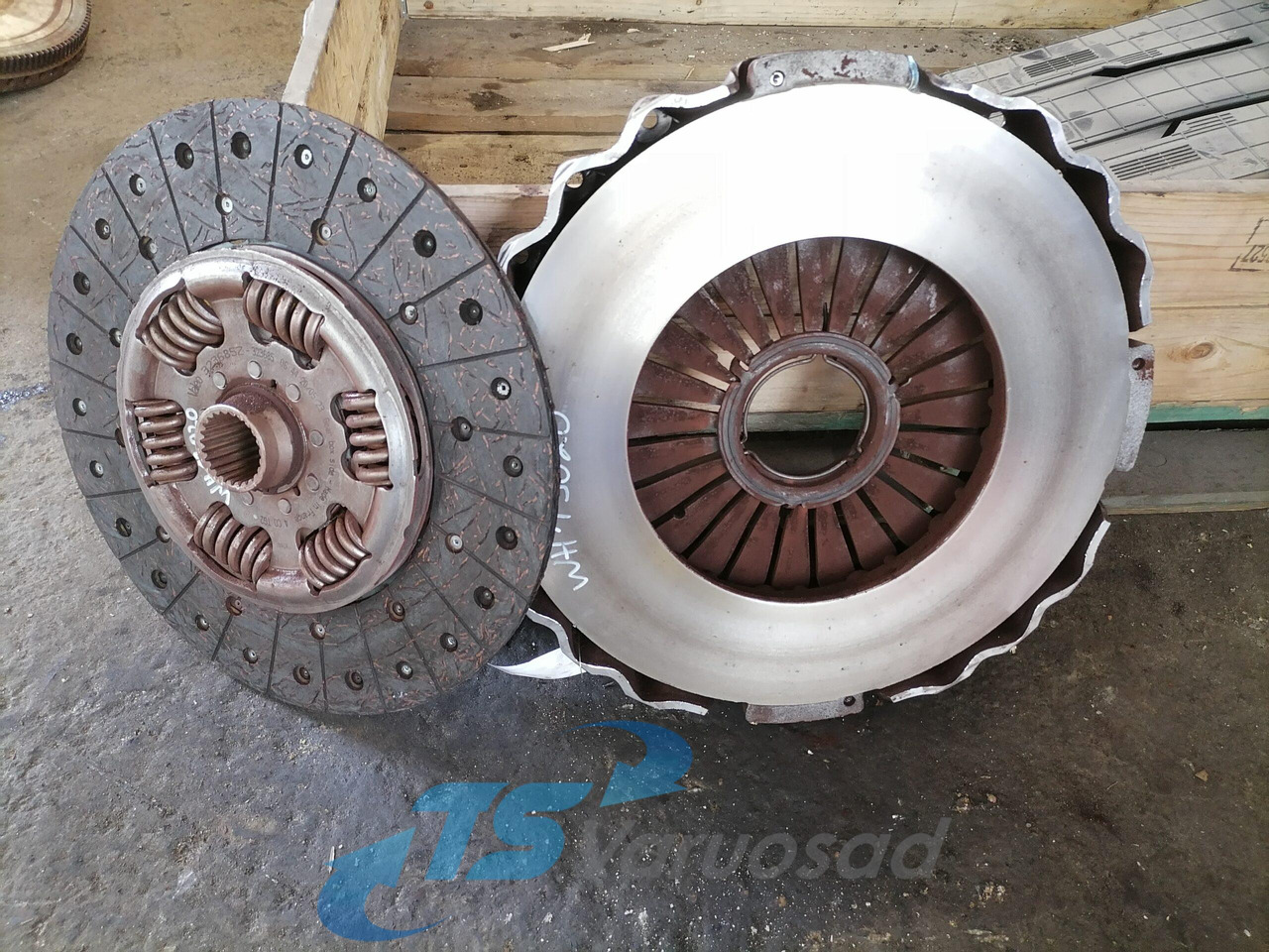 Scania Clutch 574977 - القابض و قطع الغيار - شاحنة: صورة 2 Scania Clutch 574977 - القابض و قطع الغيار - شاحنة: صورة 2