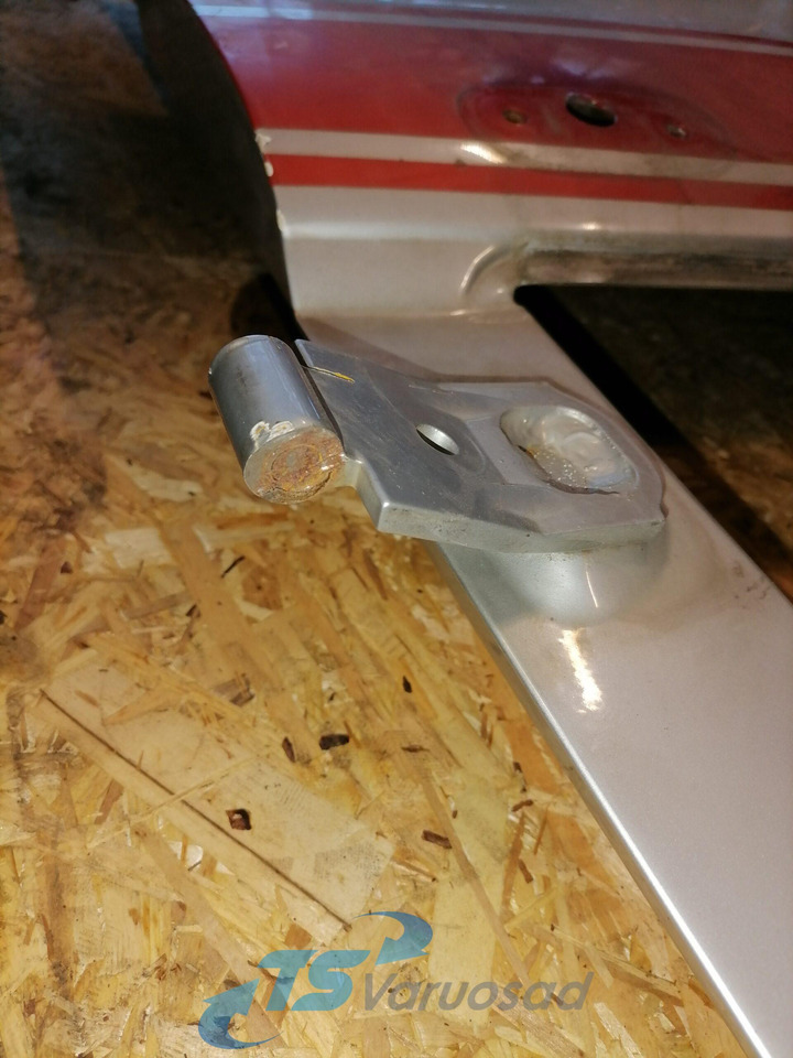 Scania Door 1384422 - باب و قطع الغيار - شاحنة: صورة 4 Scania Door 1384422 - باب و قطع الغيار - شاحنة: صورة 4