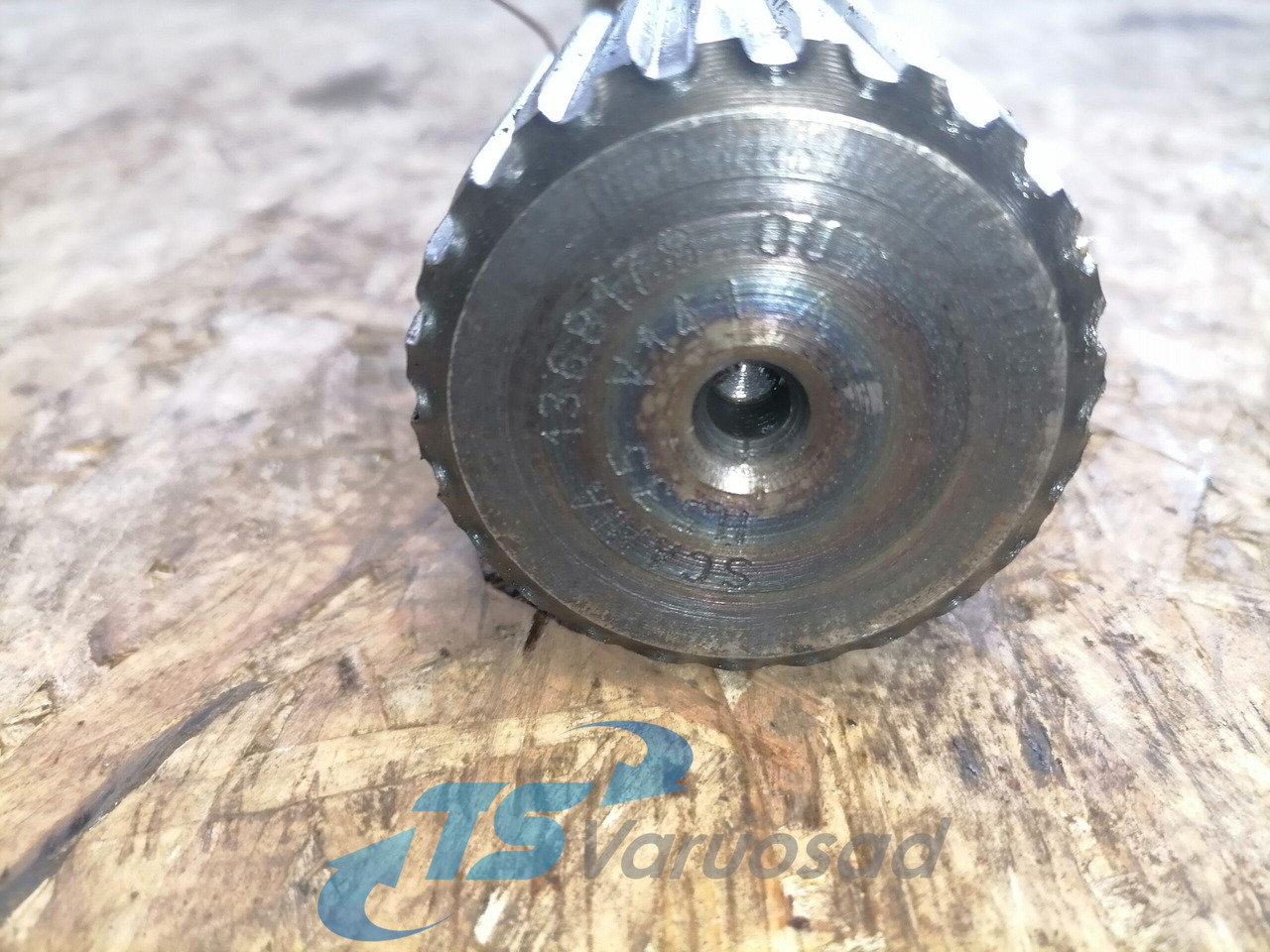 Scania Drive shaft 1368176 - نصف رمح - شاحنة: صورة 4 Scania Drive shaft 1368176 - نصف رمح - شاحنة: صورة 4