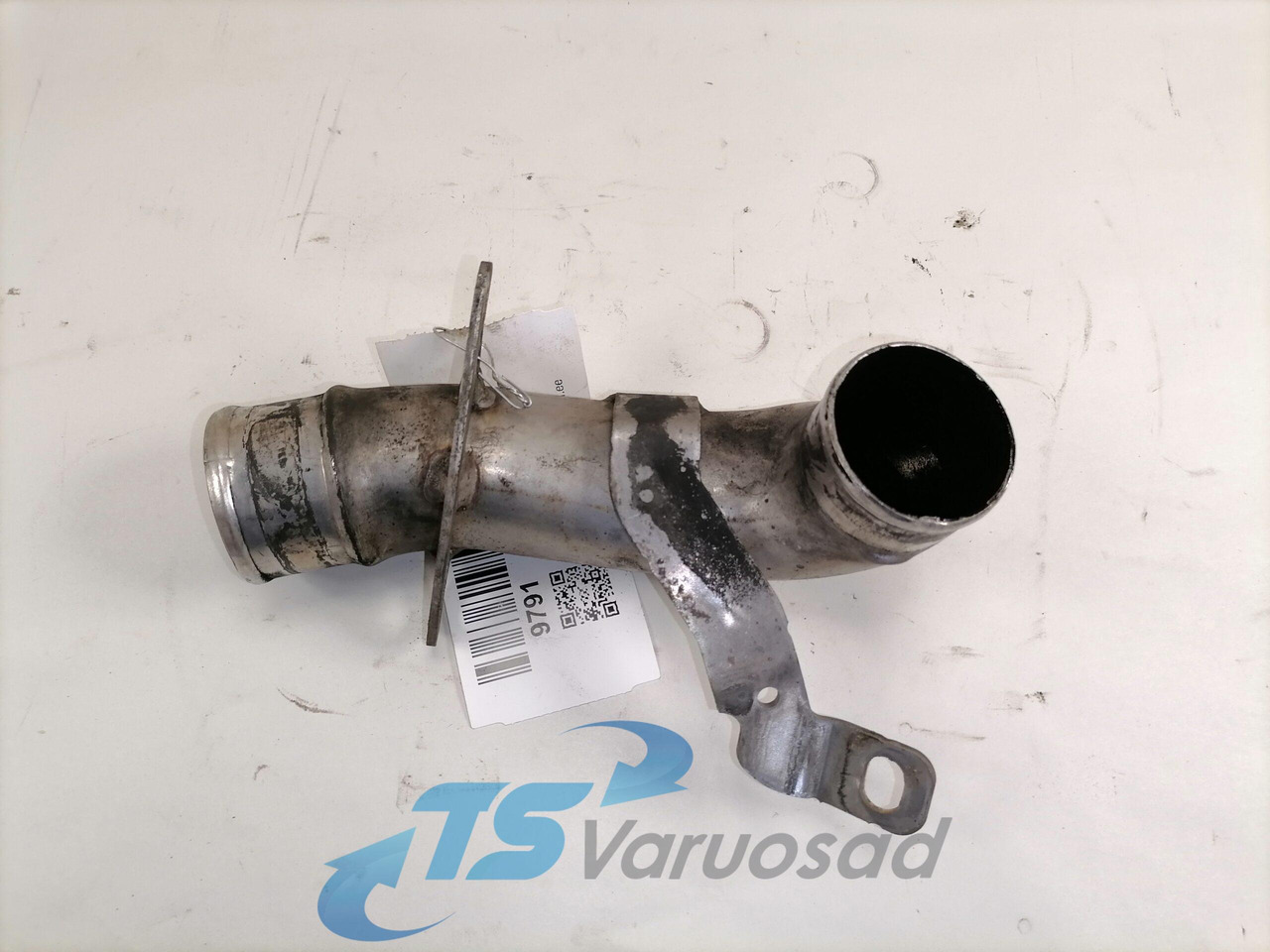 Scania EGR pipe 1890695 - كاتم الصوت/الخمارات - شاحنة: صورة 2 Scania EGR pipe 1890695 - كاتم الصوت/الخمارات - شاحنة: صورة 2