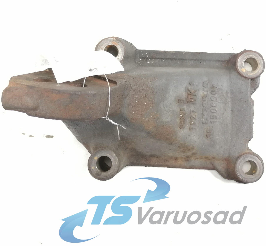 Scania Engine bracket 1508907 - المحرك و قطع الغيار - شاحنة: صورة 4 Scania Engine bracket 1508907 - المحرك و قطع الغيار - شاحنة: صورة 4