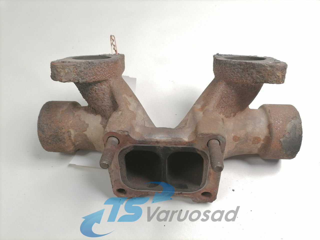 Scania Exhaust mainfold 1470305 - مشعب العادم - شاحنة: صورة 1 Scania Exhaust mainfold 1470305 - مشعب العادم - شاحنة: صورة 1