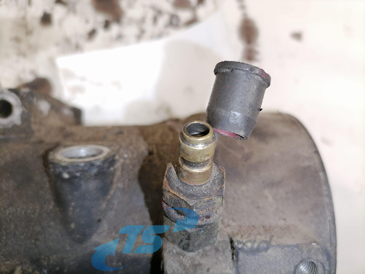 Scania Fuel filter unit 1778647 - فلتر الوقود - شاحنة: صورة 2 Scania Fuel filter unit 1778647 - فلتر الوقود - شاحنة: صورة 2