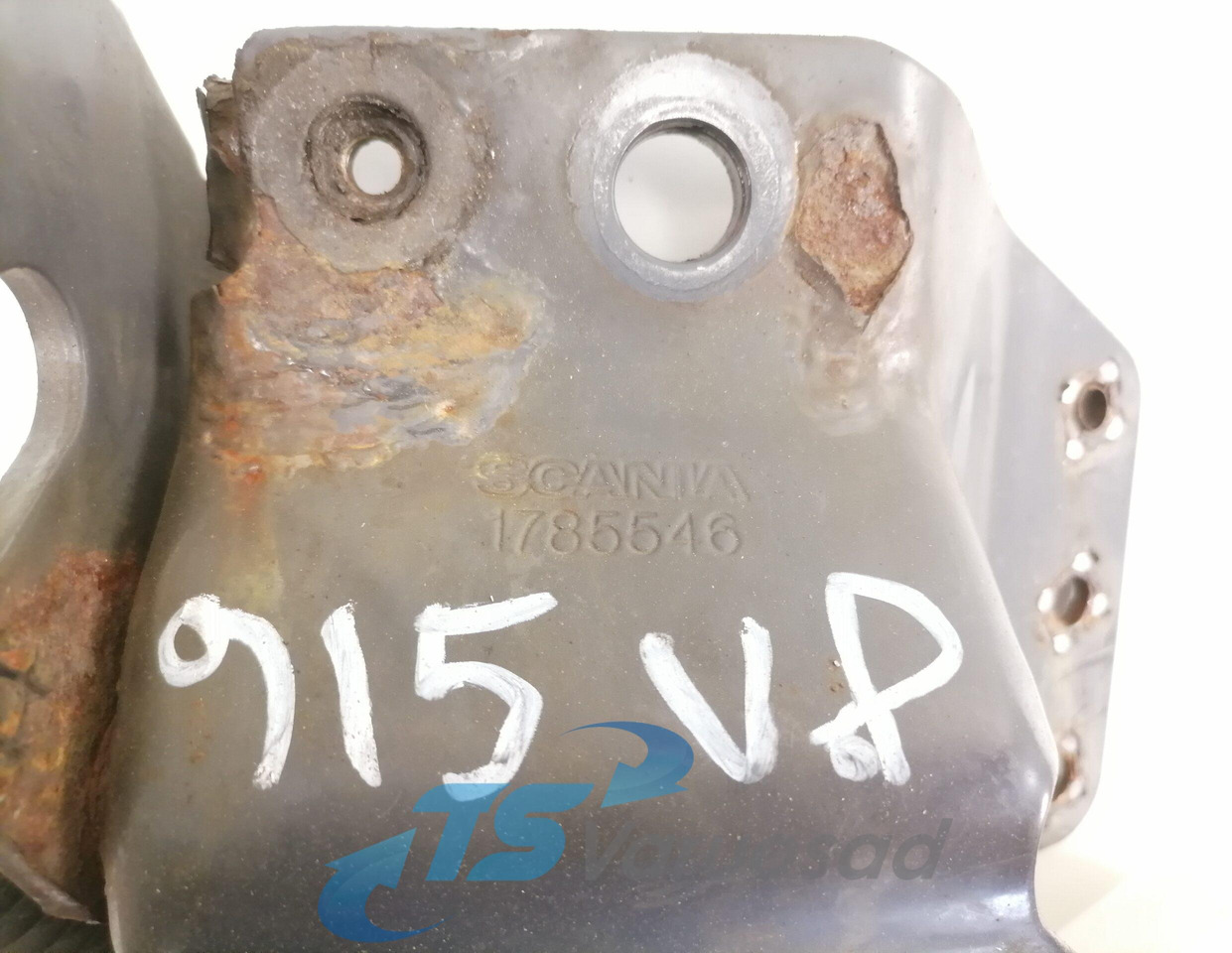 Scania Grille panel hinge 1785546 - شبكة أمامية - شاحنة: صورة 3 Scania Grille panel hinge 1785546 - شبكة أمامية - شاحنة: صورة 3