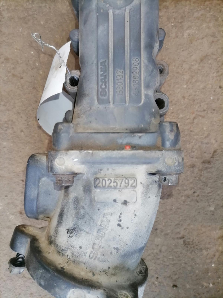 مشعب السحب - شاحنة Scania Intake mainfold 1530132: صورة 7