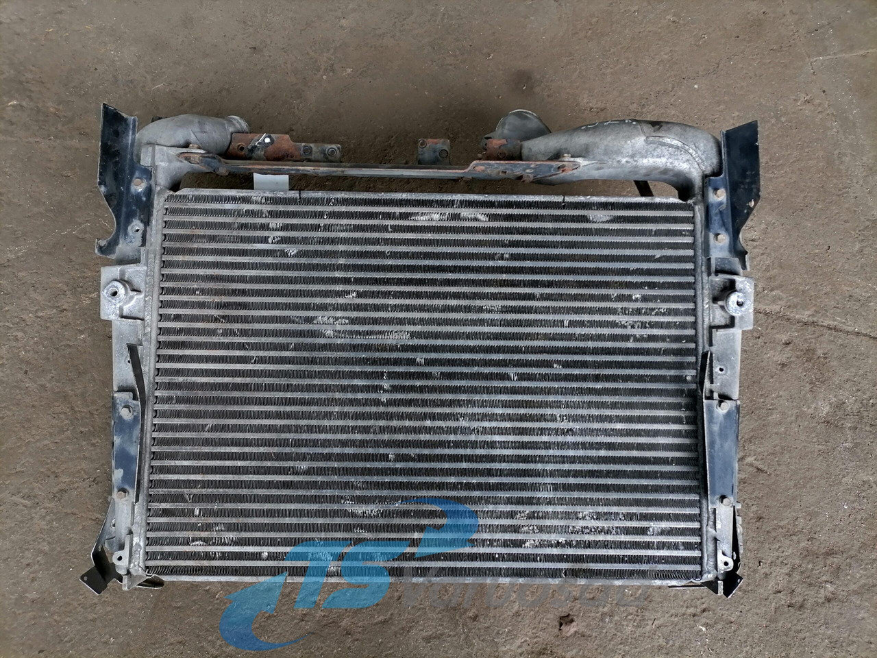 Scania Intercooler radiator 1531767 - المبرد - شاحنة: صورة 3 Scania Intercooler radiator 1531767 - المبرد - شاحنة: صورة 3