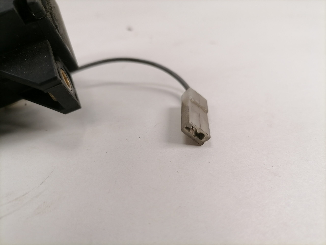 Scania Juhtkang, suunatuled 1402449 - النظام الكهربائي - شاحنة: صورة 3 Scania Juhtkang, suunatuled 1402449 - النظام الكهربائي - شاحنة: صورة 3