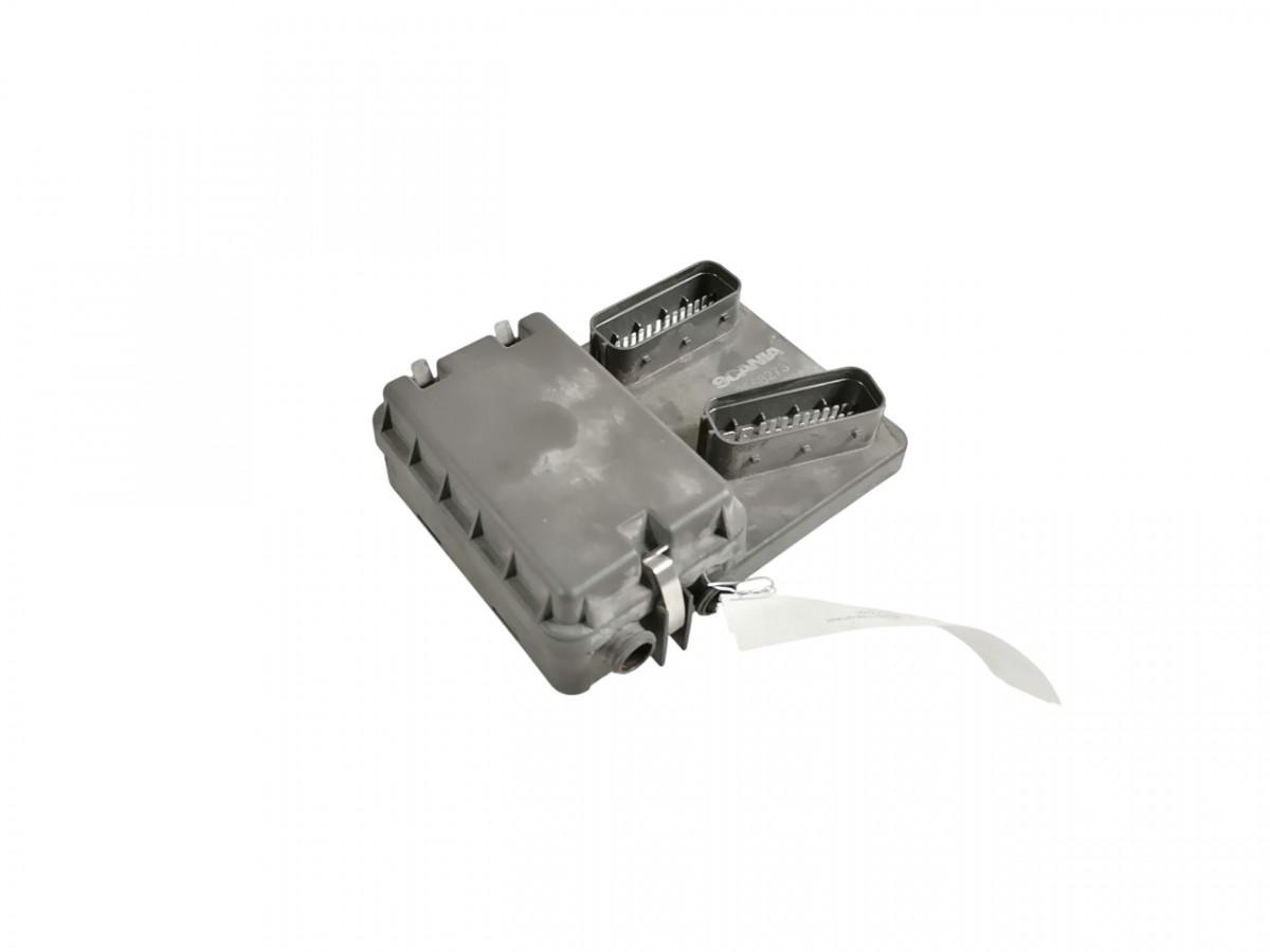 Scania Kaitsmepaneel 2558273 - فيوز - شاحنة: صورة 1 Scania Kaitsmepaneel 2558273 - فيوز - شاحنة: صورة 1