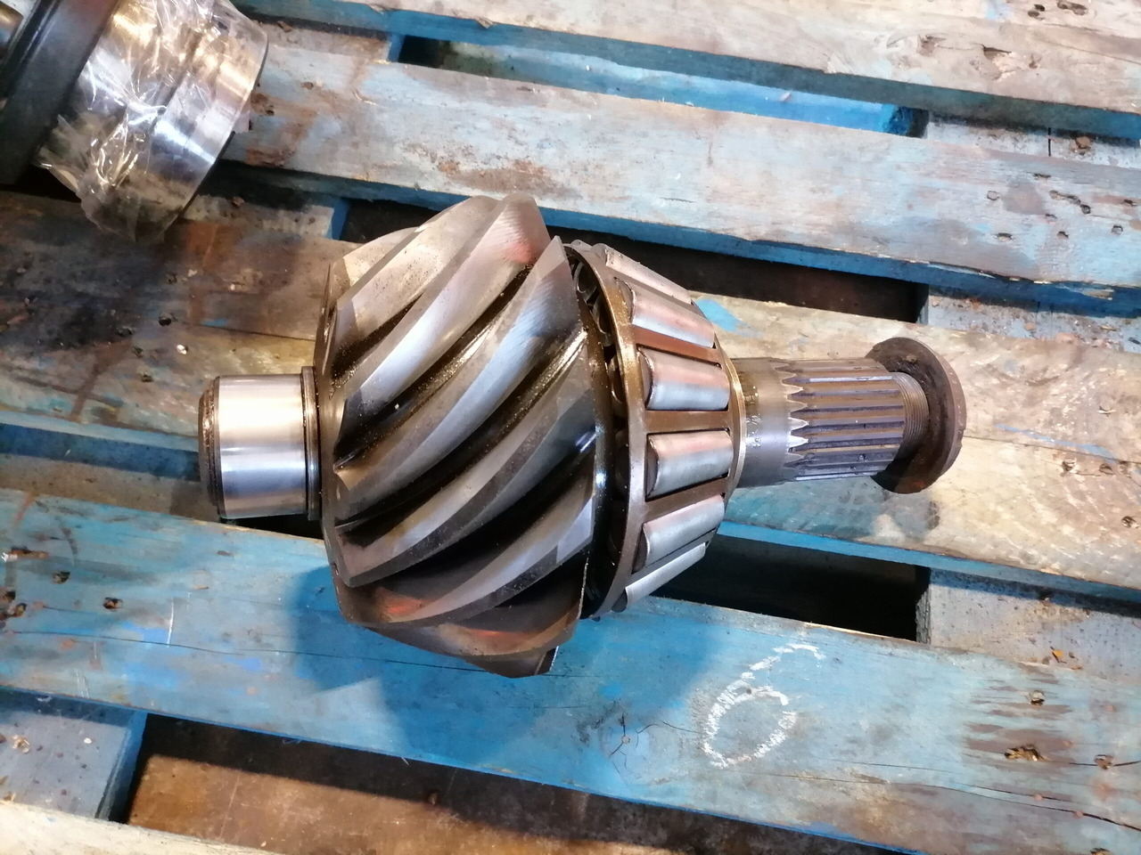 Scania Lõppülekanne R780 2,92 38:13 2135155 - محرك السفر - شاحنة: صورة 4 Scania Lõppülekanne R780 2,92 38:13 2135155 - محرك السفر - شاحنة: صورة 4