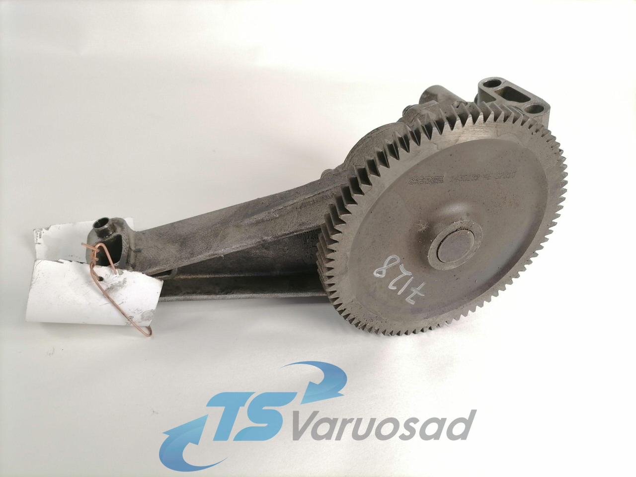 Scania Oil pump 1448659 - مضخة الزيت - شاحنة: صورة 1 Scania Oil pump 1448659 - مضخة الزيت - شاحنة: صورة 1