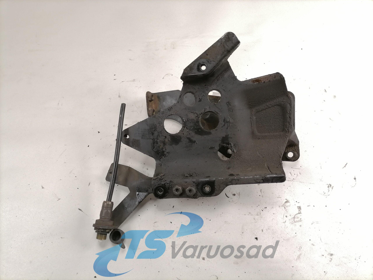 Scania Roolisüsteemi õlimahuti kandur 1446713 - خرطوم التوجيه - شاحنة: صورة 3 Scania Roolisüsteemi õlimahuti kandur 1446713 - خرطوم التوجيه - شاحنة: صورة 3