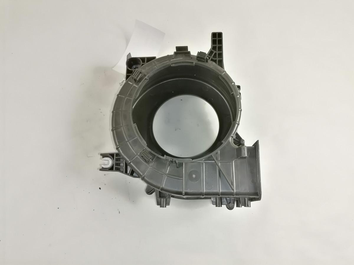 Scania Salongisoojenduse ventilaatori korpus 2301516 - تدفئة/ تهوية - شاحنة: صورة 3 Scania Salongisoojenduse ventilaatori korpus 2301516 - تدفئة/ تهوية - شاحنة: صورة 3