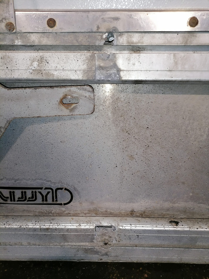 Scania Scania akukasti esine kate - - ديناميكا هوائية/ كابح - شاحنة: صورة 5 Scania Scania akukasti esine kate - - ديناميكا هوائية/ كابح - شاحنة: صورة 5