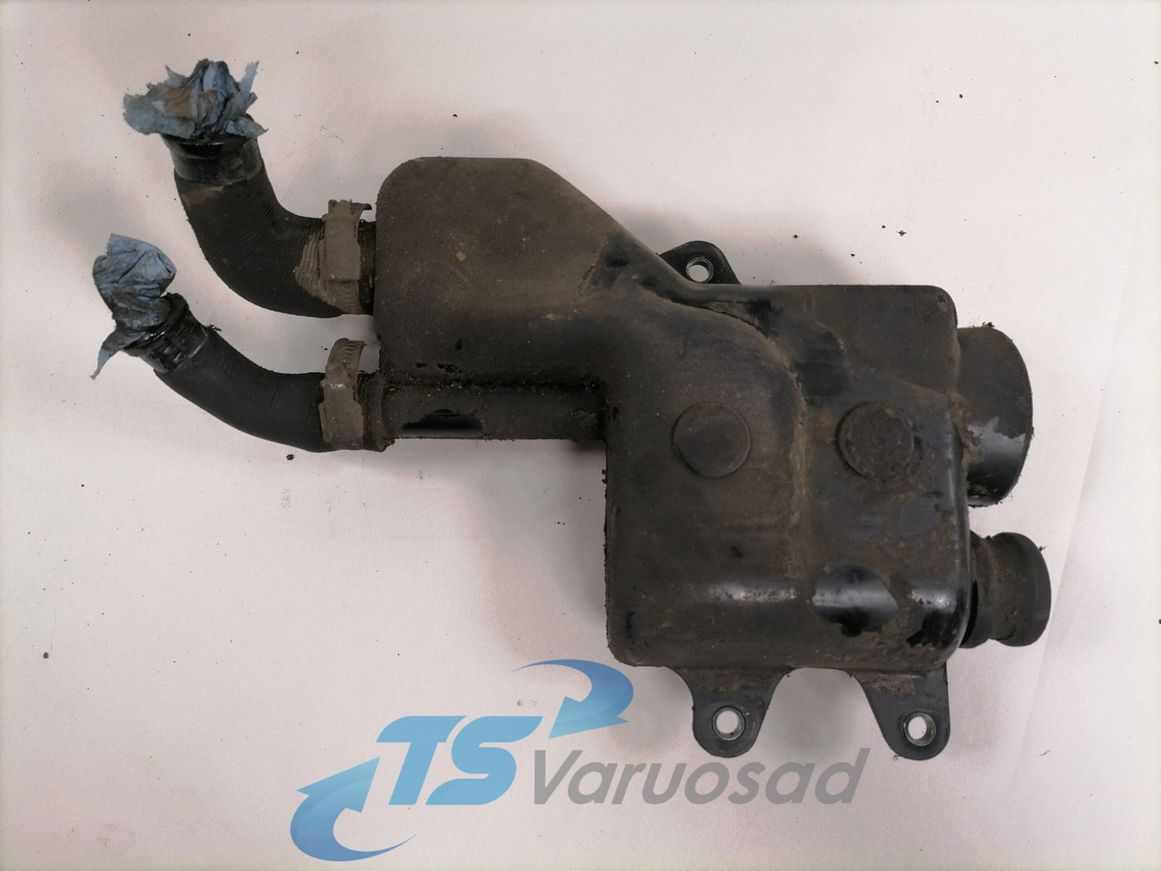 Scania Scania steering oil tank 1461351 - خرطوم التوجيه - شاحنة: صورة 3 Scania Scania steering oil tank 1461351 - خرطوم التوجيه - شاحنة: صورة 3