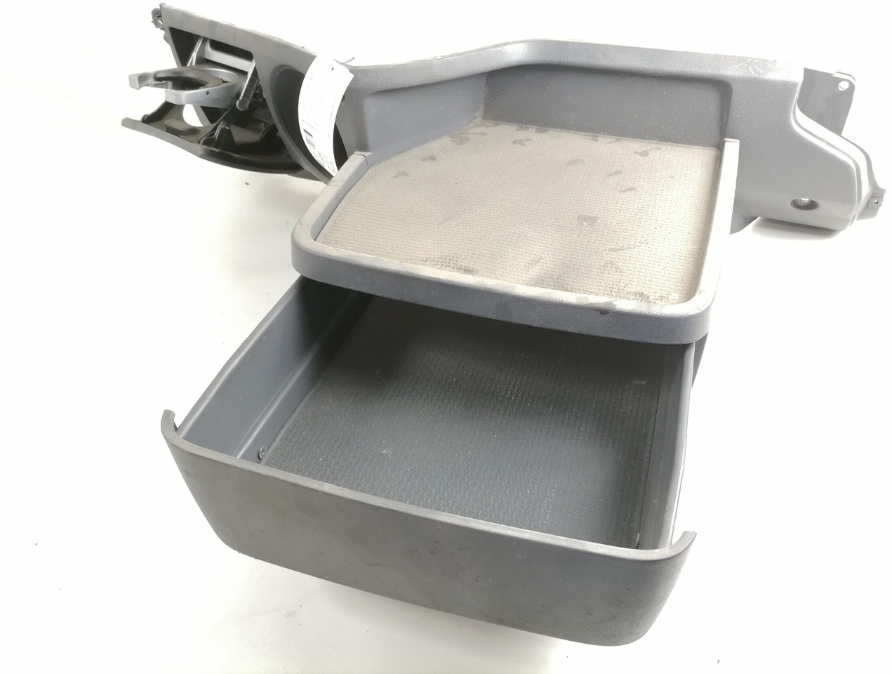 Scania Tool box 1728514 - قطع غيار عامة - شاحنة: صورة 2 Scania Tool box 1728514 - قطع غيار عامة - شاحنة: صورة 2