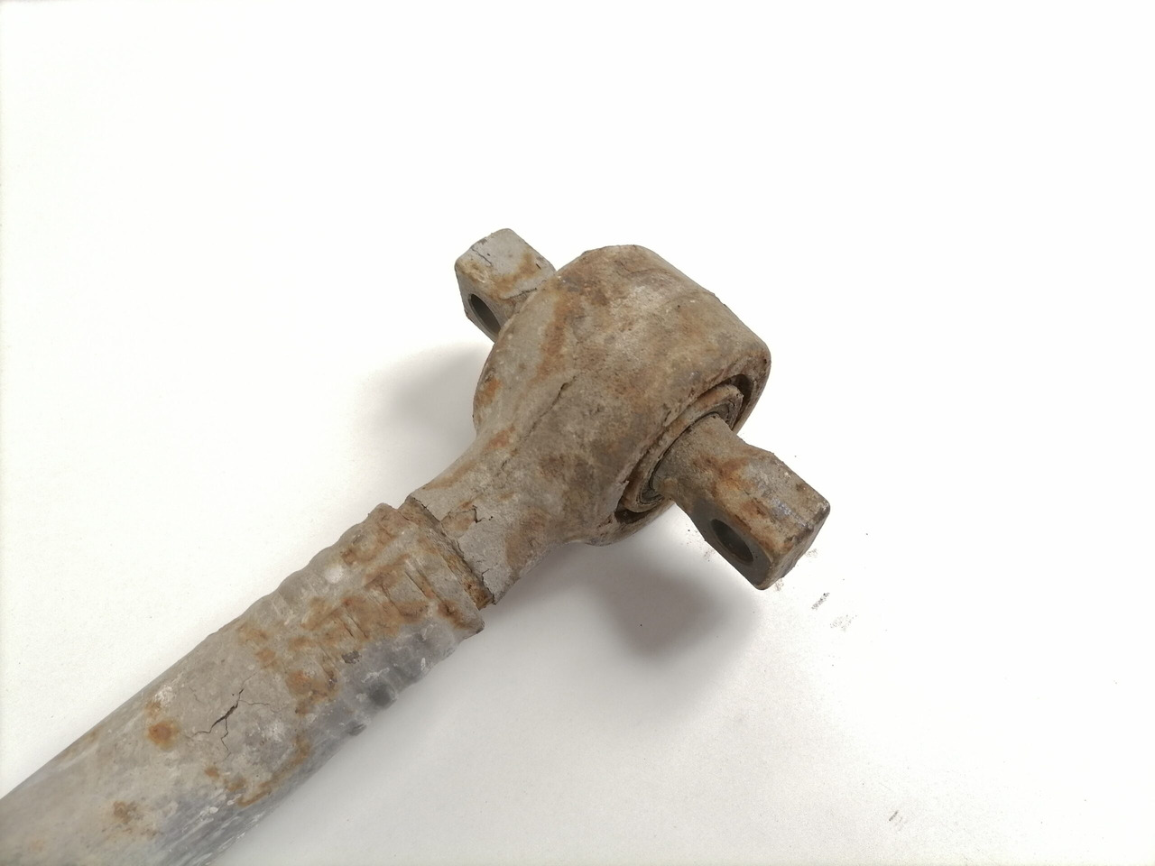 Scania Torque rod 1393298 - المحور و قطع الغيار - شاحنة: صورة 3 Scania Torque rod 1393298 - المحور و قطع الغيار - شاحنة: صورة 3