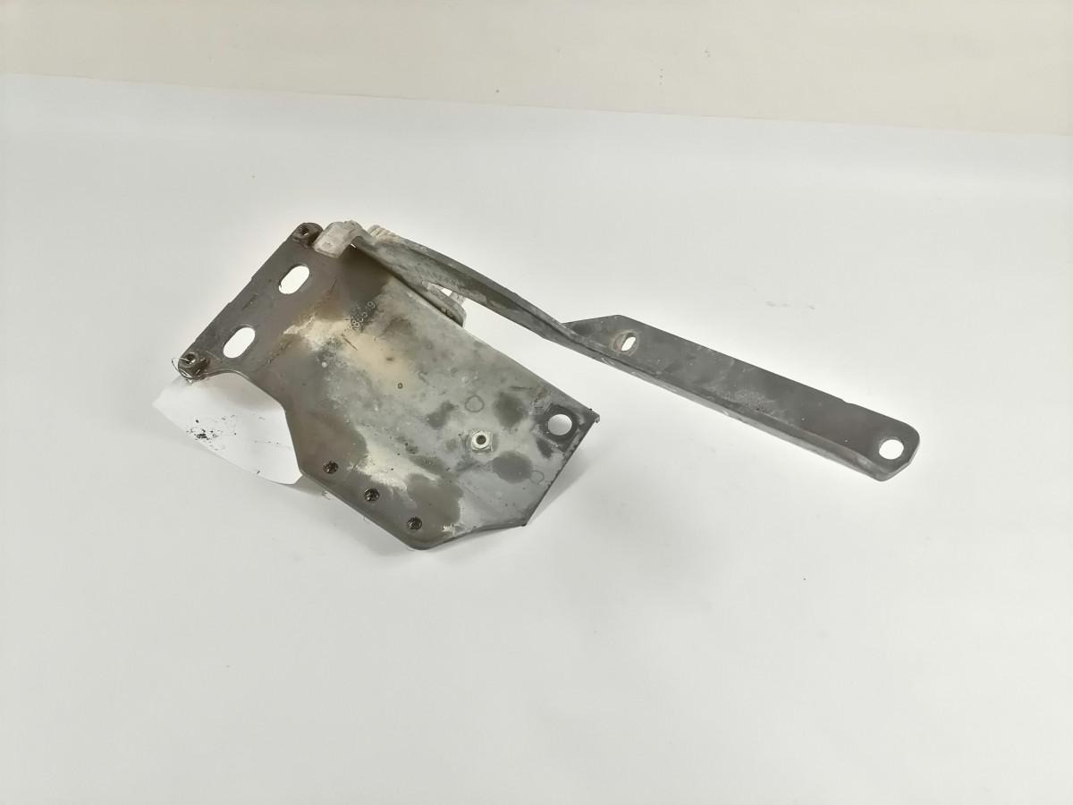 Scania lower grille carrier hinge 1785549 - شبكة أمامية - شاحنة: صورة 2 Scania lower grille carrier hinge 1785549 - شبكة أمامية - شاحنة: صورة 2