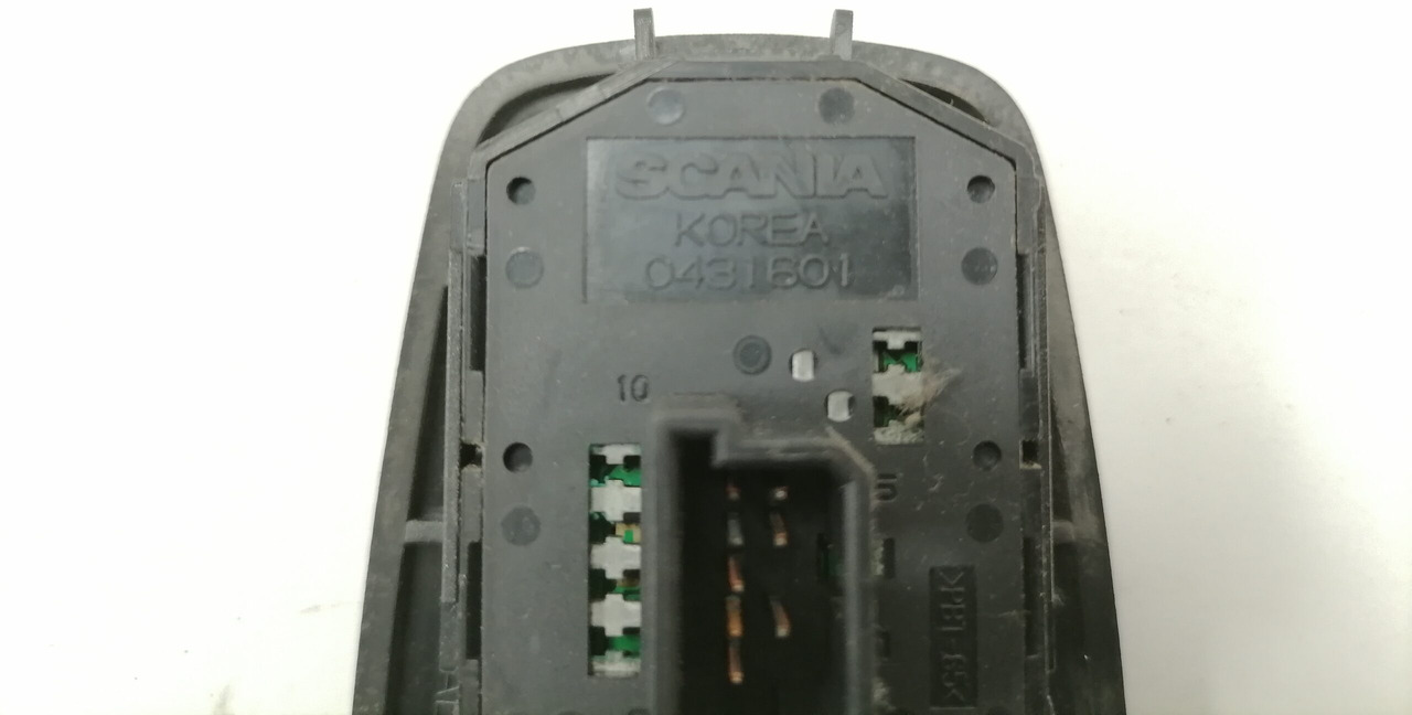 Scania switch 1863514 - كابينة - شاحنة: صورة 3 Scania switch 1863514 - كابينة - شاحنة: صورة 3