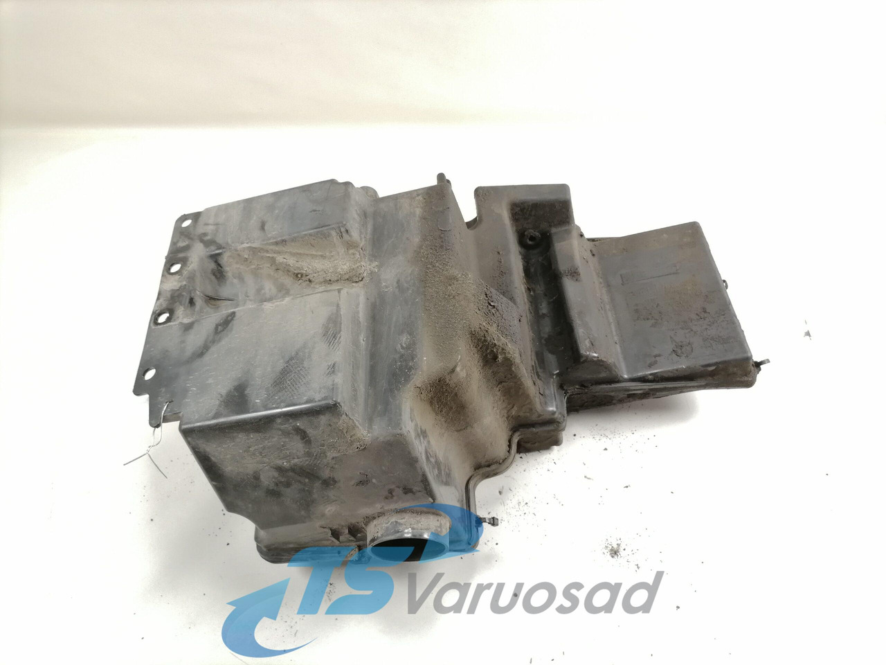 Scania windscreen washer fluid tank 2512290 - مساحة الزجاج الأمامي - شاحنة: صورة 4 Scania windscreen washer fluid tank 2512290 - مساحة الزجاج الأمامي - شاحنة: صورة 4