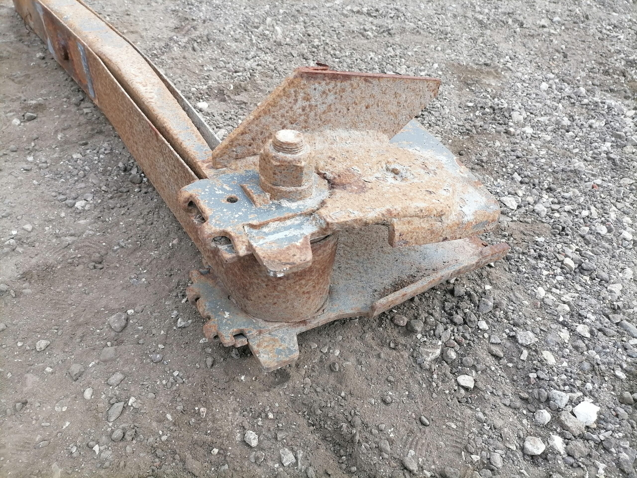 Schmitz SAF spring FAG041-0072 - المحور و قطع الغيار - شاحنة: صورة 4 Schmitz SAF spring FAG041-0072 - المحور و قطع الغيار - شاحنة: صورة 4