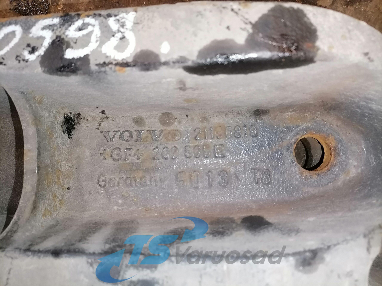 Volvo Air suspension bracket 21196819 - المحور و قطع الغيار - شاحنة: صورة 3 Volvo Air suspension bracket 21196819 - المحور و قطع الغيار - شاحنة: صورة 3